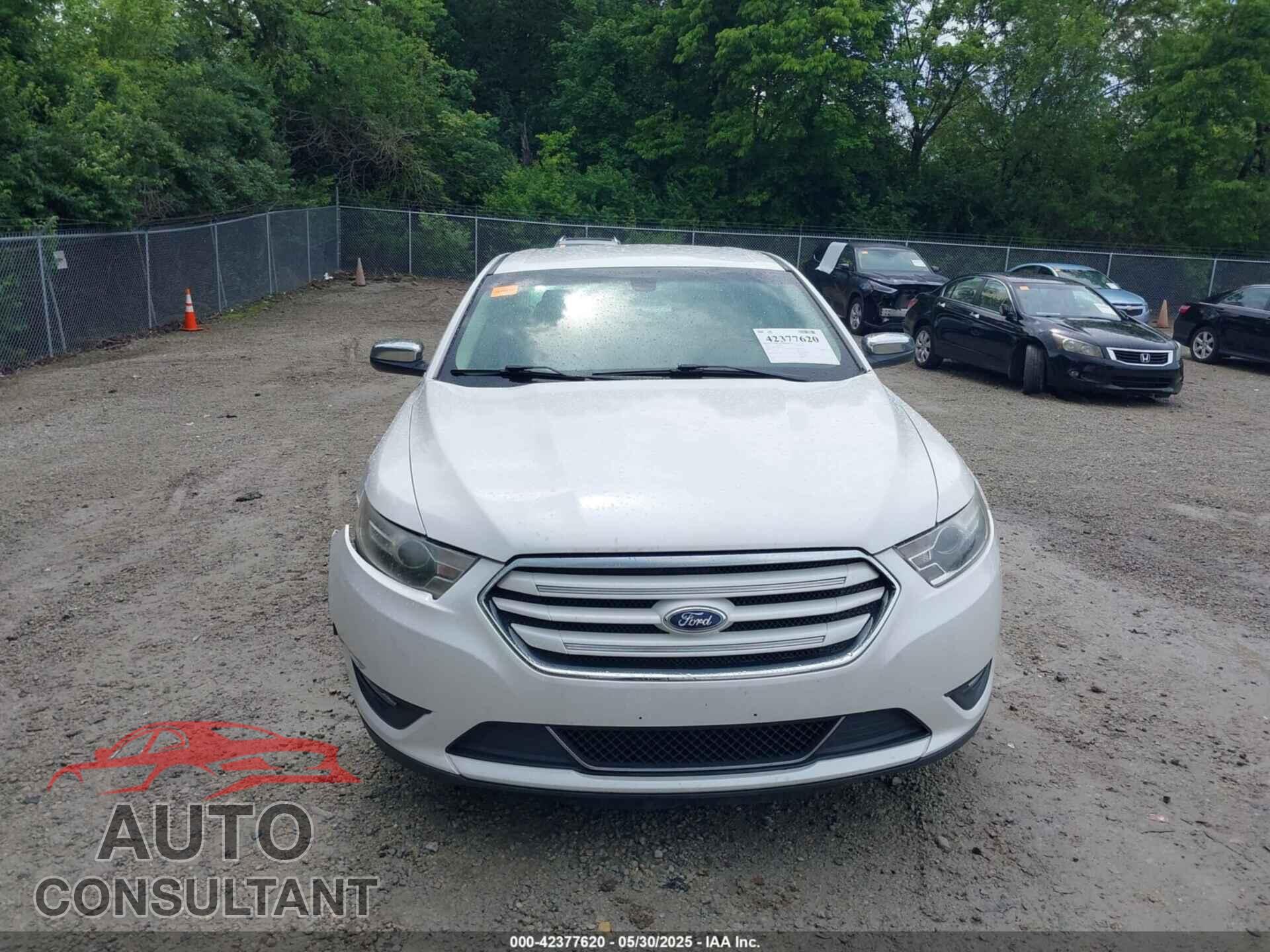 FORD TAURUS 2014 - 1FAHP2F82EG121267