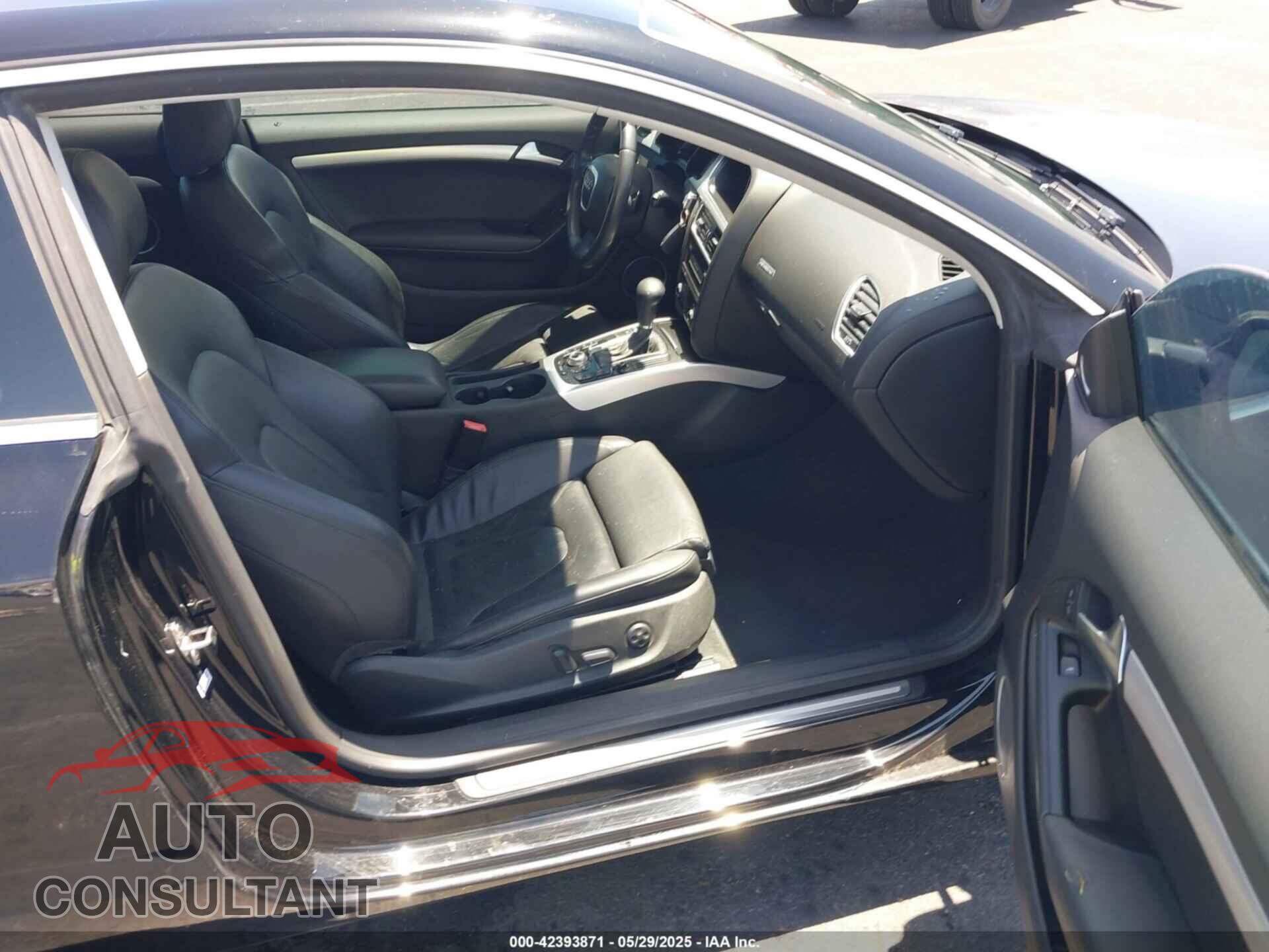 AUDI A5 2011 - WAULFAFR5BA081336