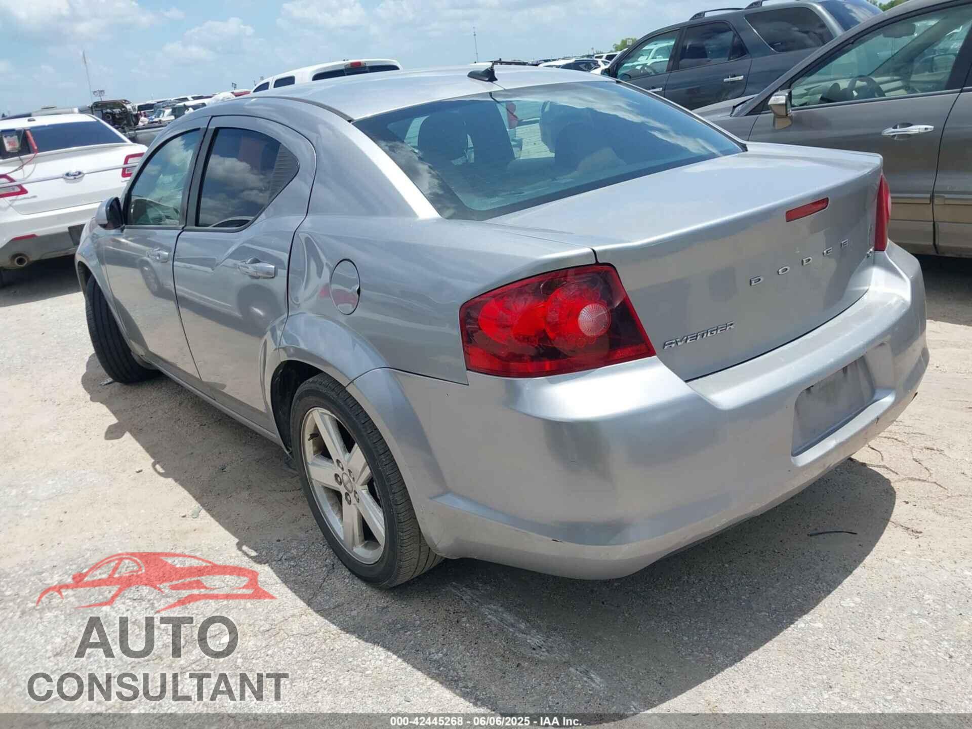DODGE AVENGER 2013 - 1C3CDZCB7DN740158