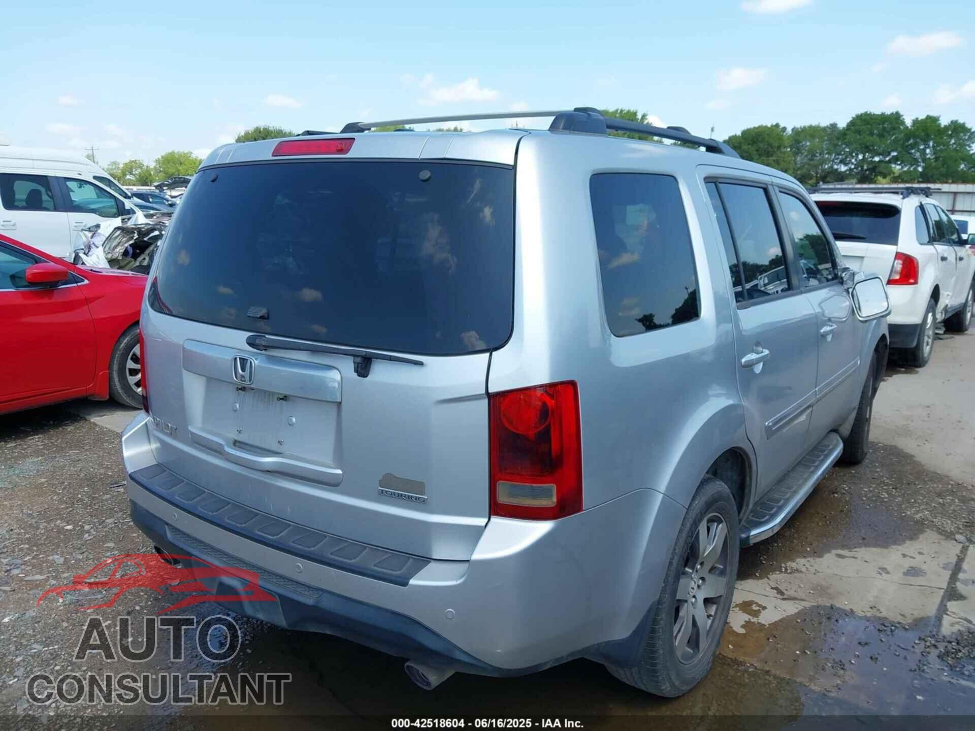 HONDA PILOT 2012 - 5FNYF3H97CB023450