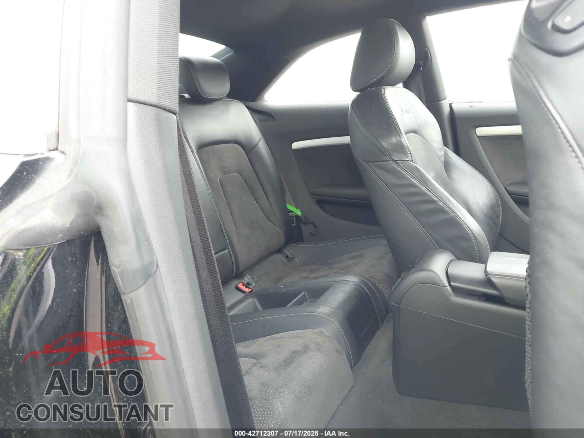 AUDI A5 2009 - WAUDK78T59A028206