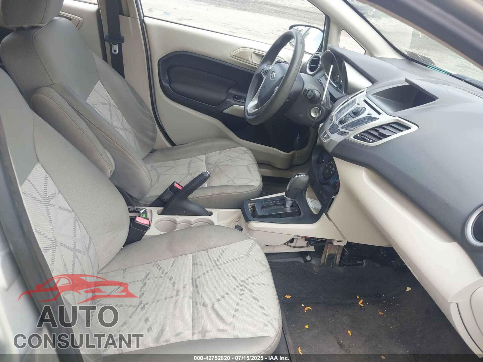 FORD FIESTA 2012 - 3FADP4EJ8CM159975