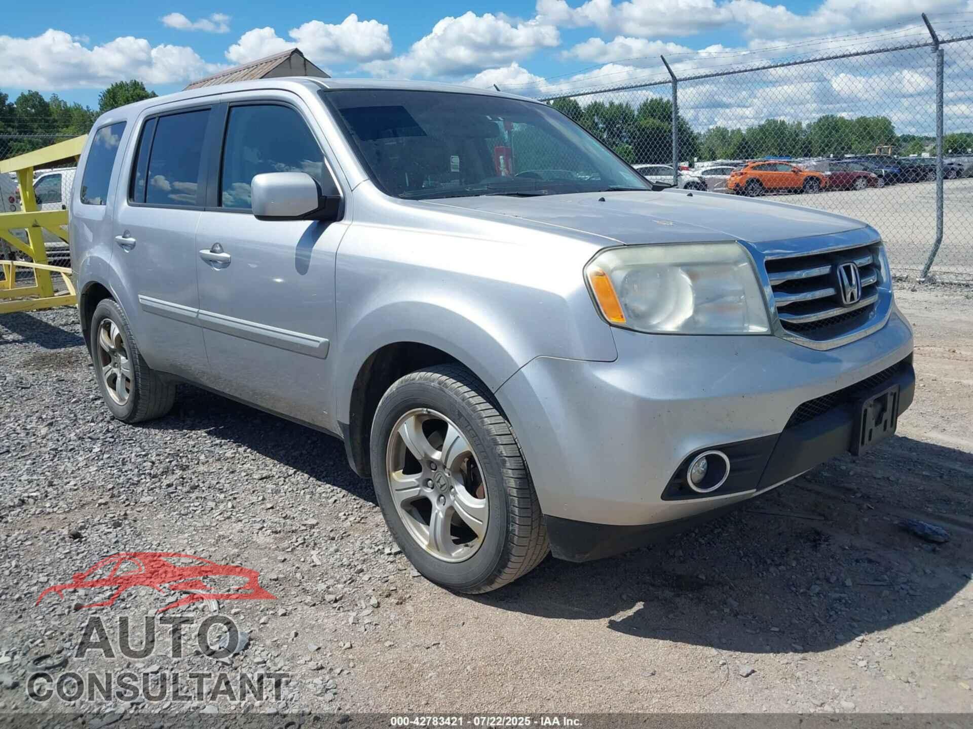 HONDA PILOT 2013 - 5FNYF4H55DB072652