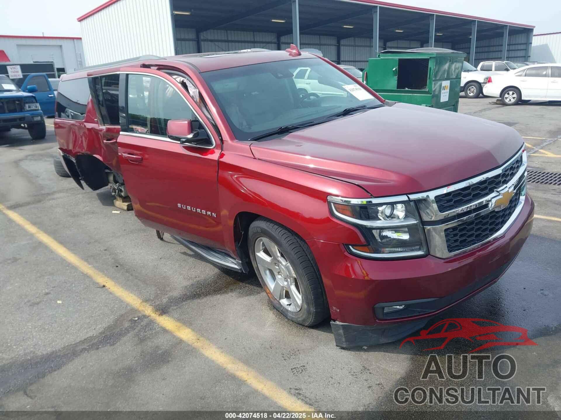 CHEVROLET SUBURBAN 2017 - 1GNSCHKC1HR373066