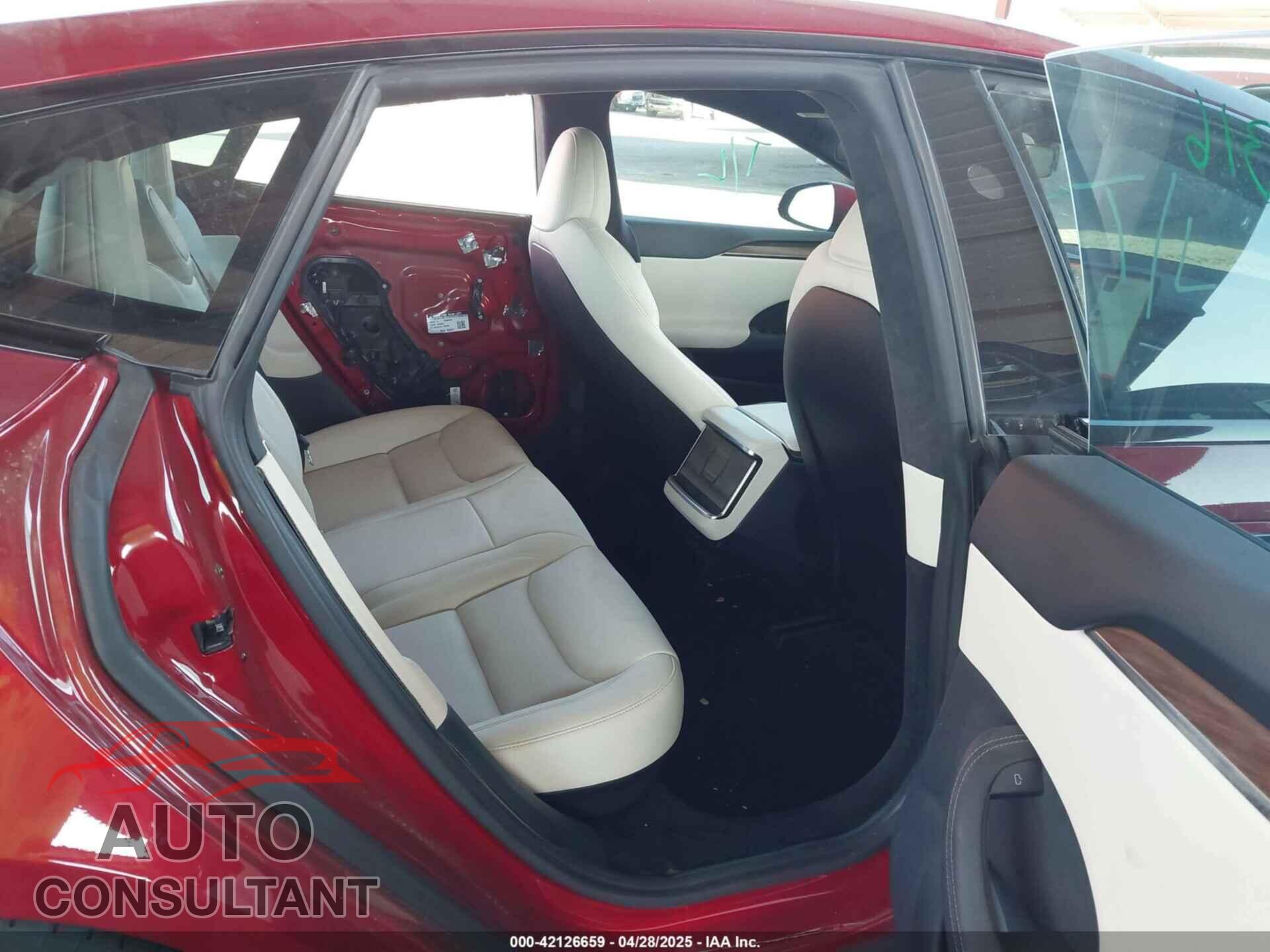 TESLA MODEL S 2023 - 5YJSA1E55PF513708