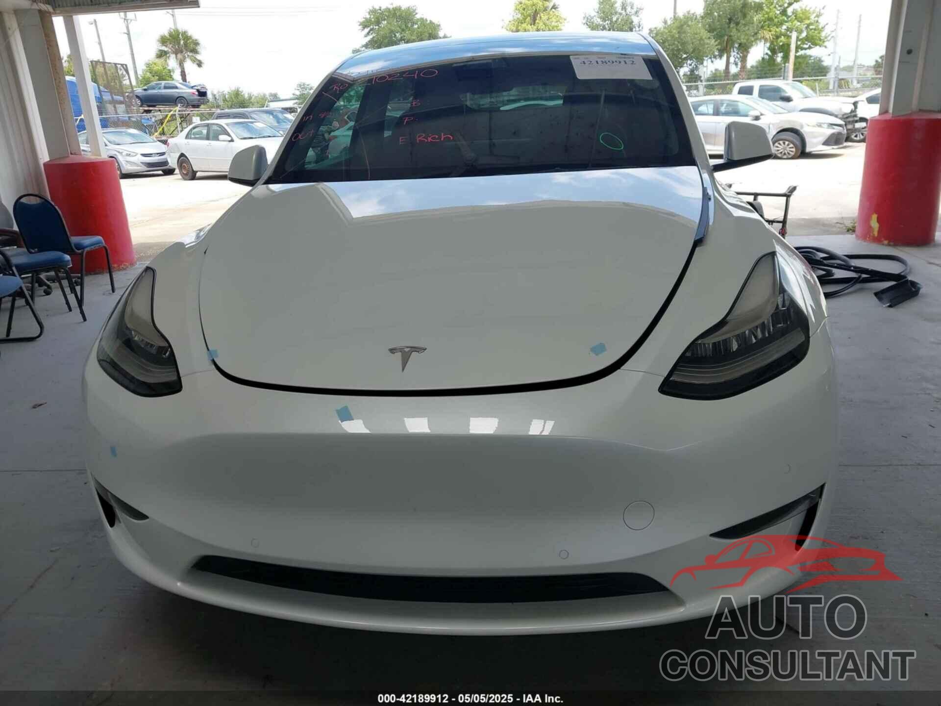 TESLA MODEL Y 2022 - 7SAYGDEE7NF460942