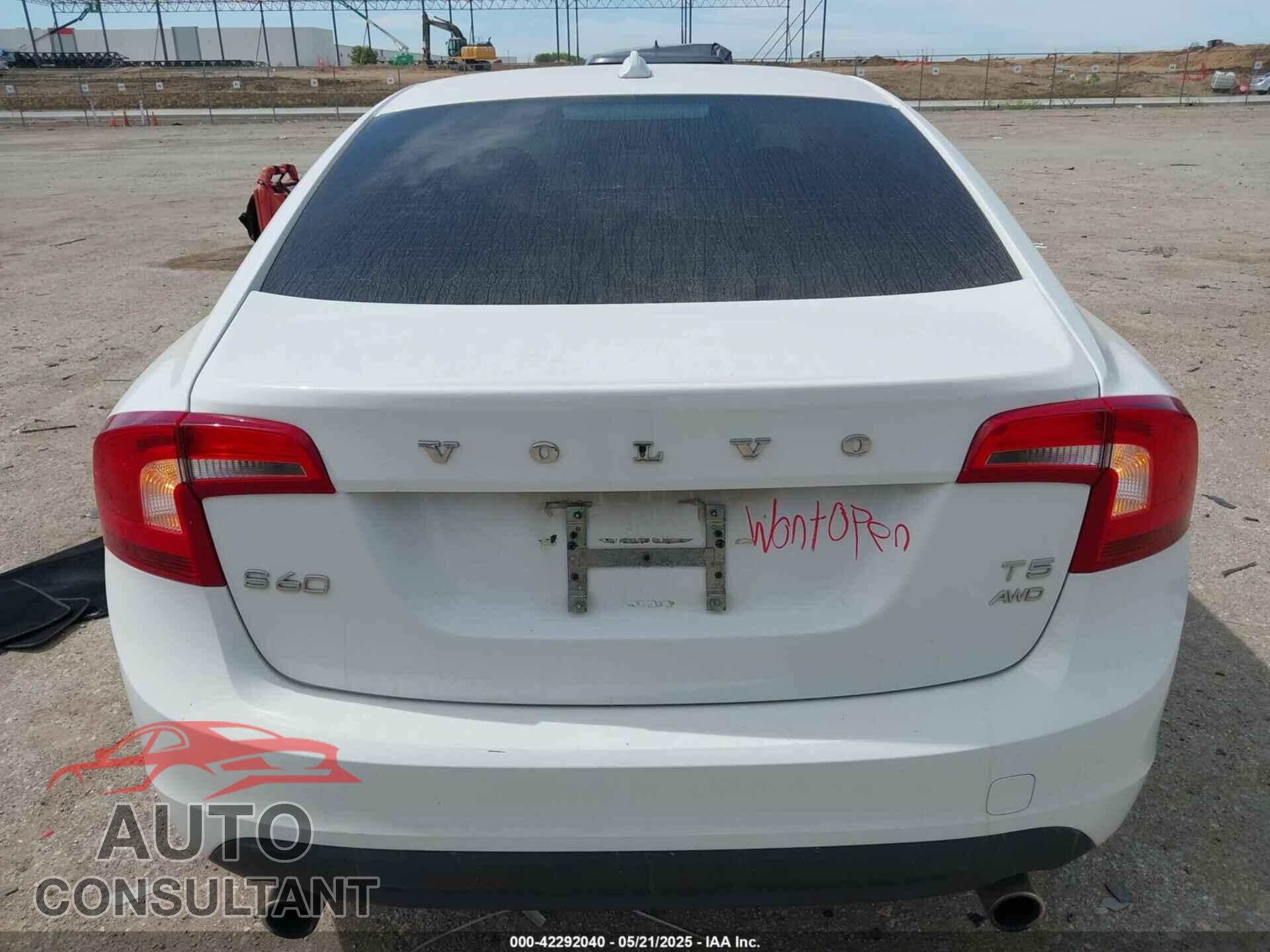 VOLVO S60 2013 - YV1612FH8D2182955