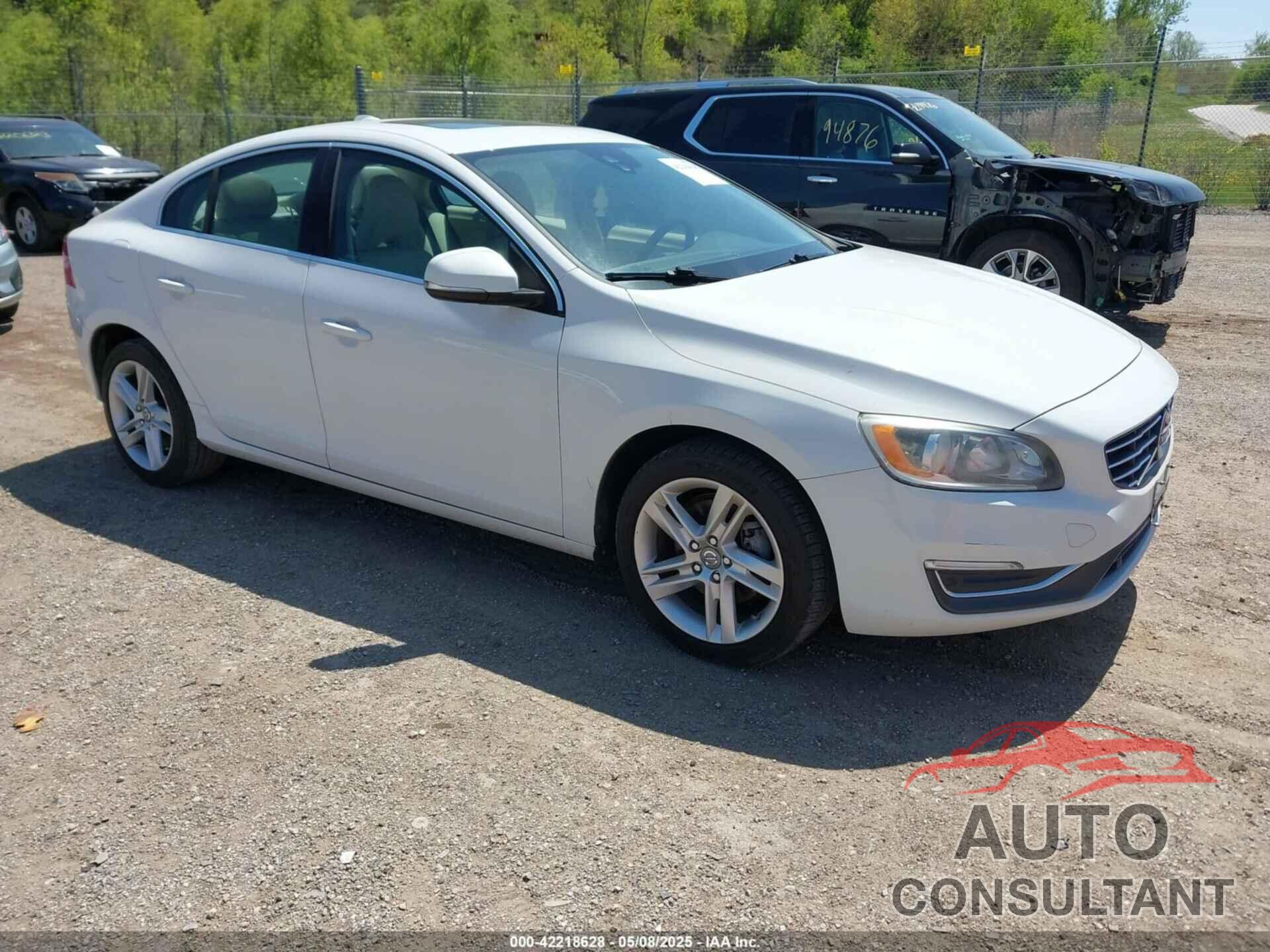 VOLVO S60 2015 - YV140MFC8F1316608