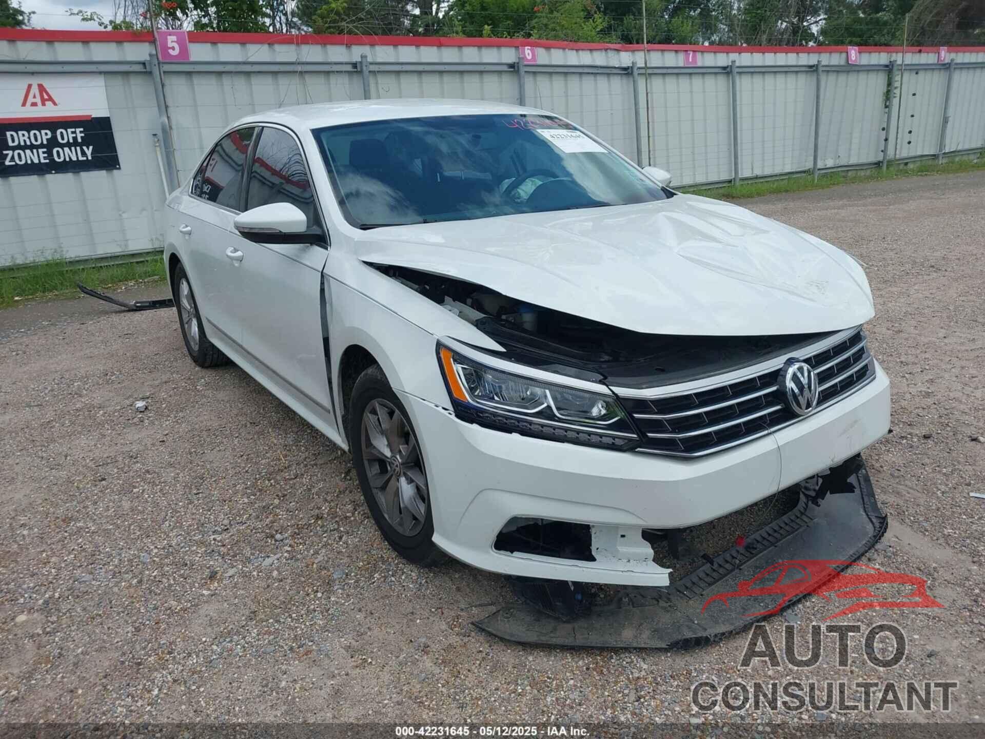 VOLKSWAGEN PASSAT 2016 - 1VWAT7A32GC031172