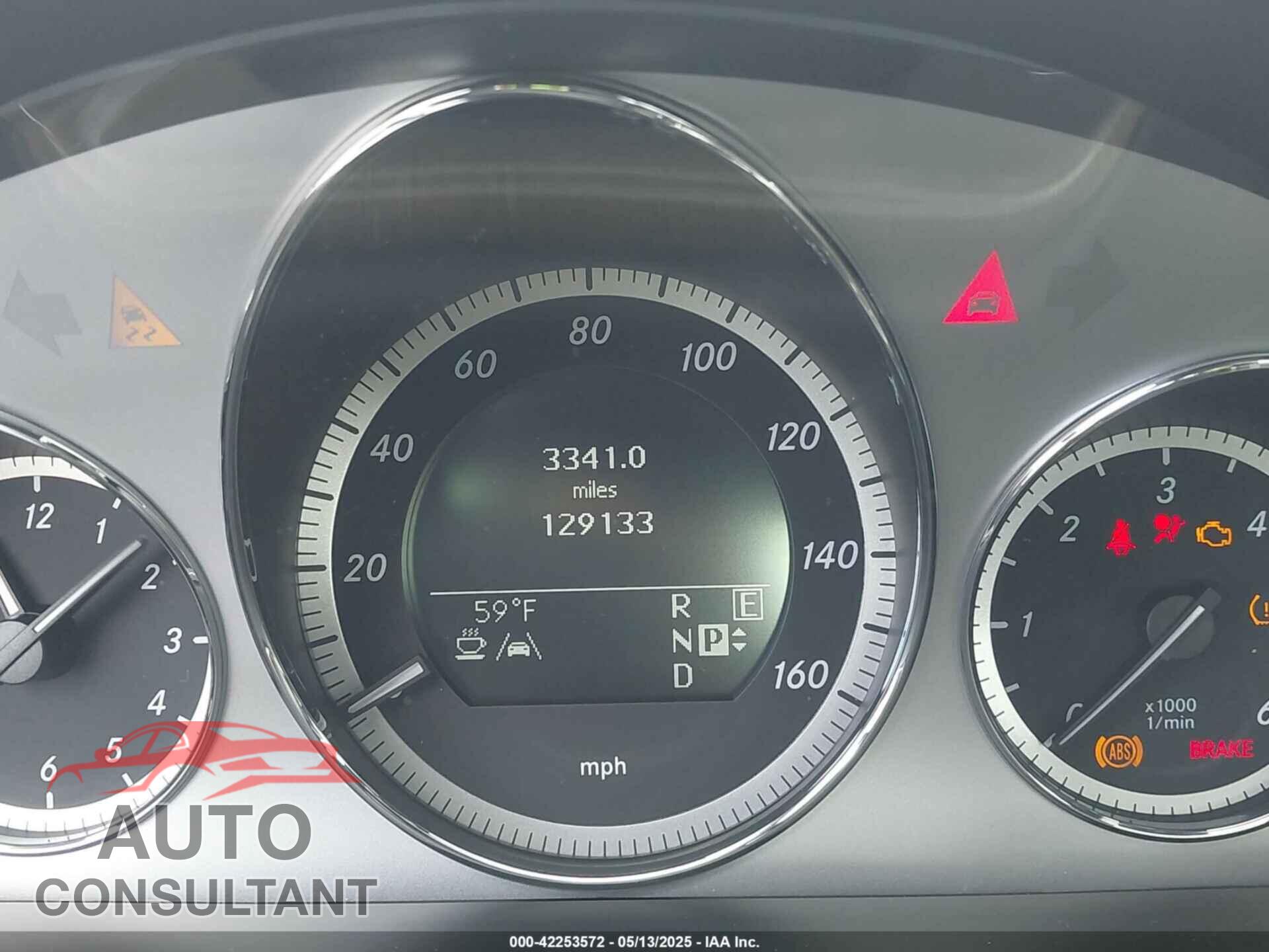 MERCEDES-BENZ E 2011 - WDDHF2EB5BA436515