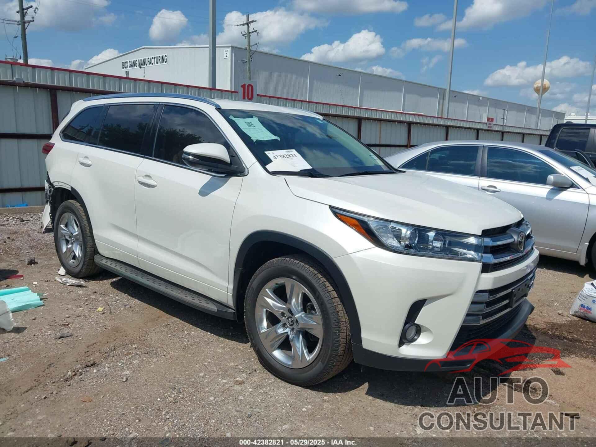 TOYOTA HIGHLANDER 2017 - 5TDYZRFH4HS230188