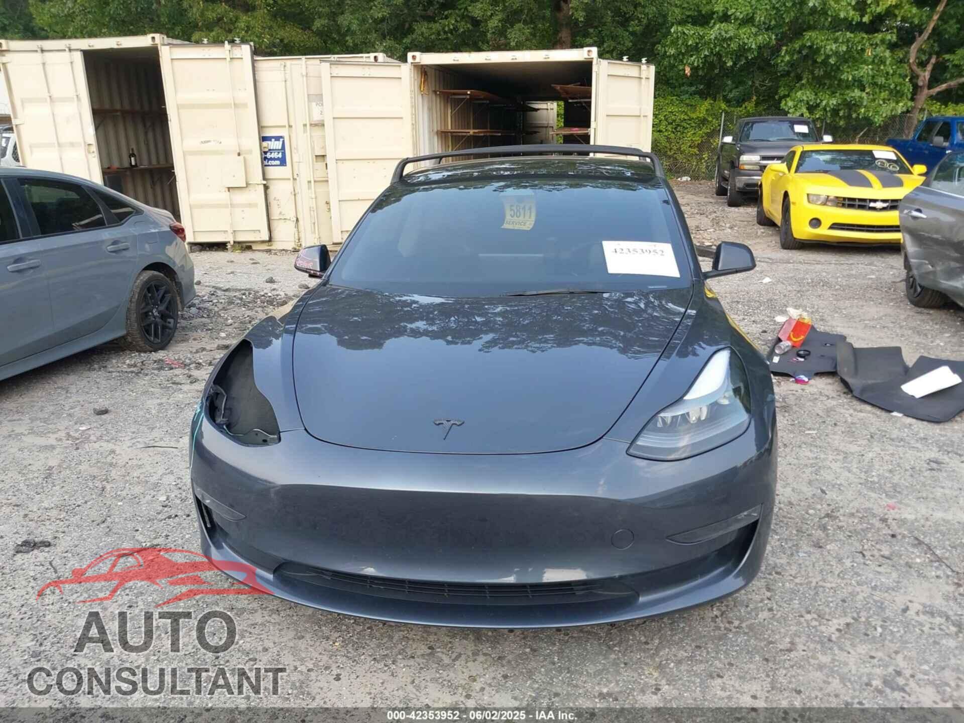 TESLA MODEL 3 2023 - 5YJ3E1EC5PF675944