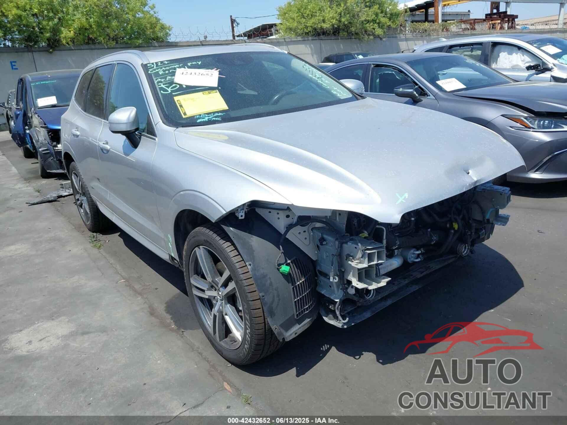 VOLVO XC60 2020 - YV4102DK8L1429104