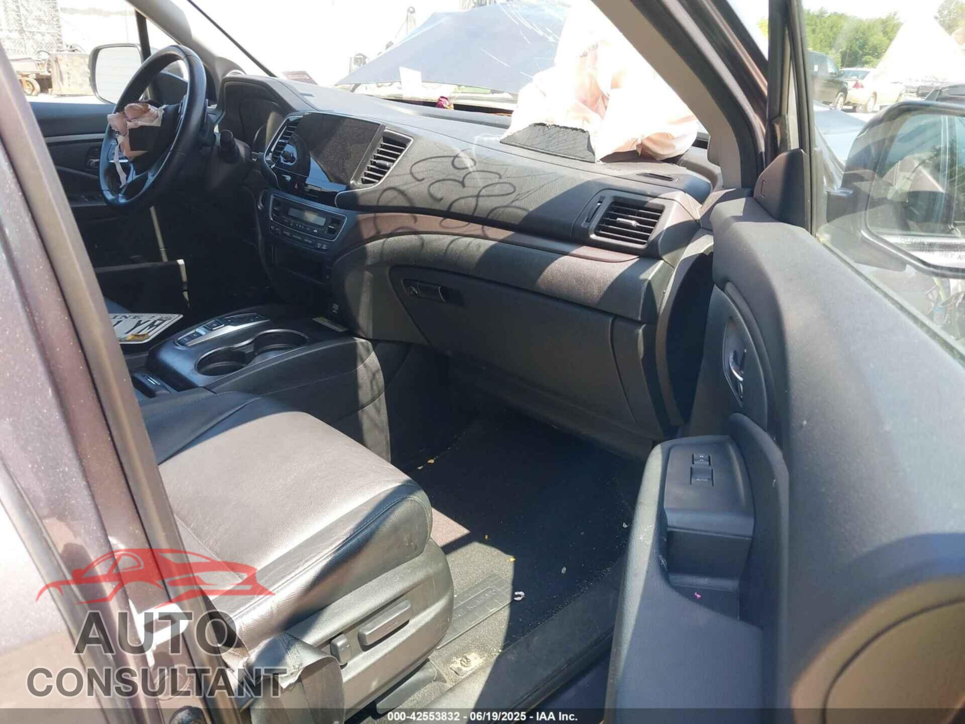 HONDA PILOT 2021 - 5FNYF6H23MB067578