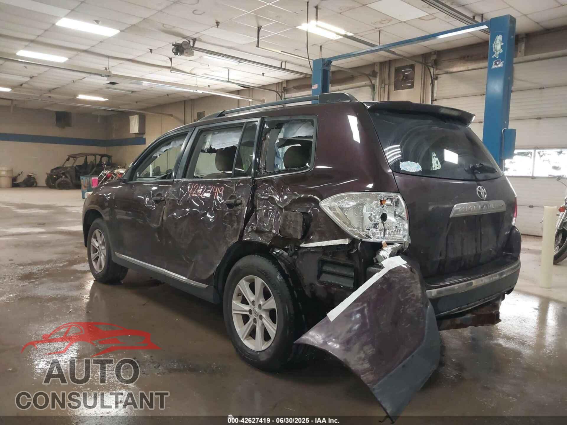 TOYOTA HIGHLANDER 2013 - 5TDBK3EH8DS209394