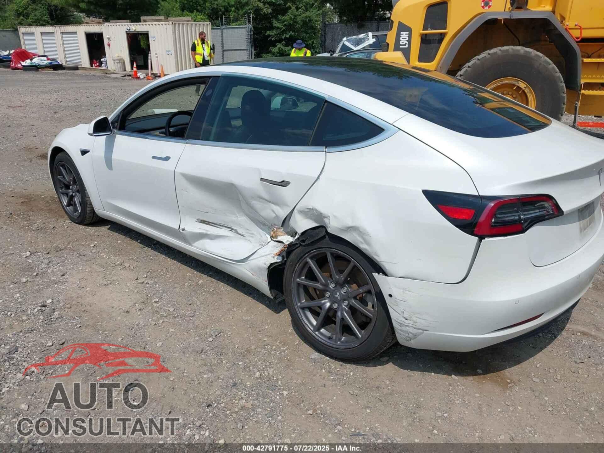 TESLA MODEL 3 2020 - 5YJ3E1EB6LF650486