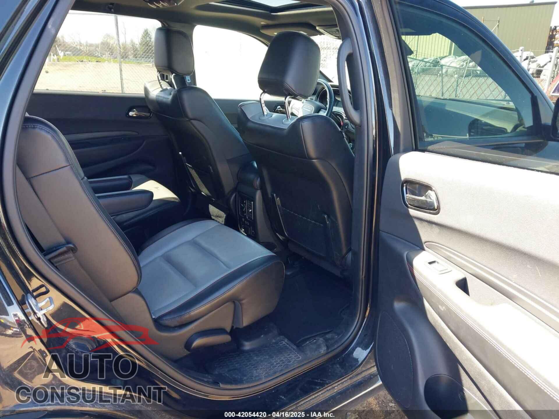 DODGE DURANGO 2023 - 1C4SDHCT9PC567463