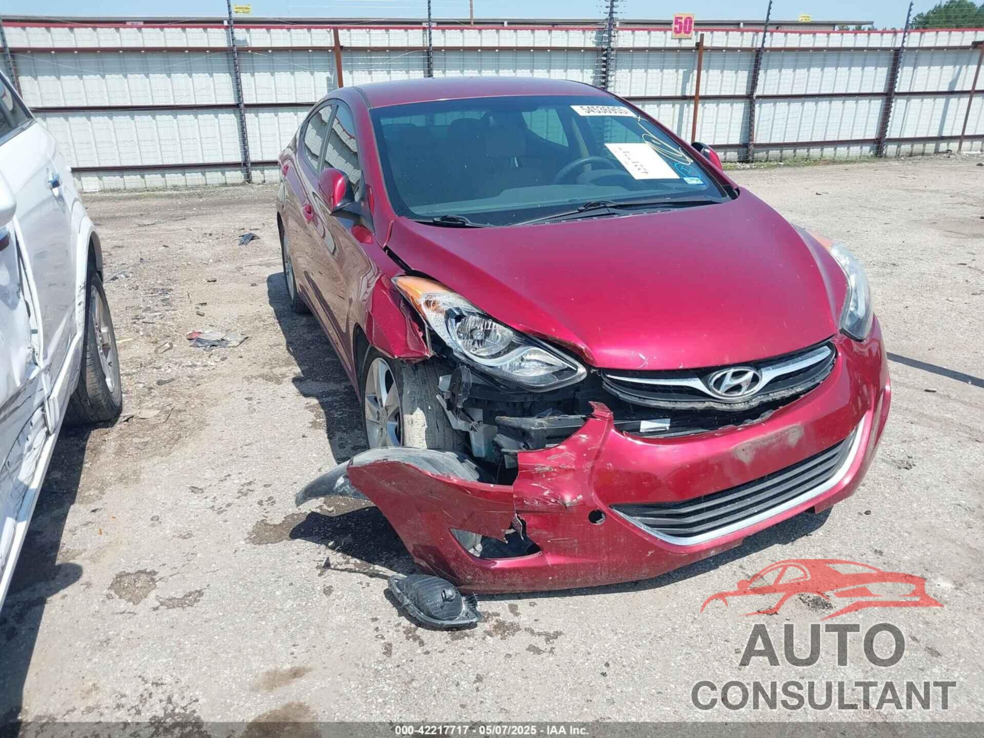 HYUNDAI ELANTRA 2013 - 5NPDH4AE9DH335603