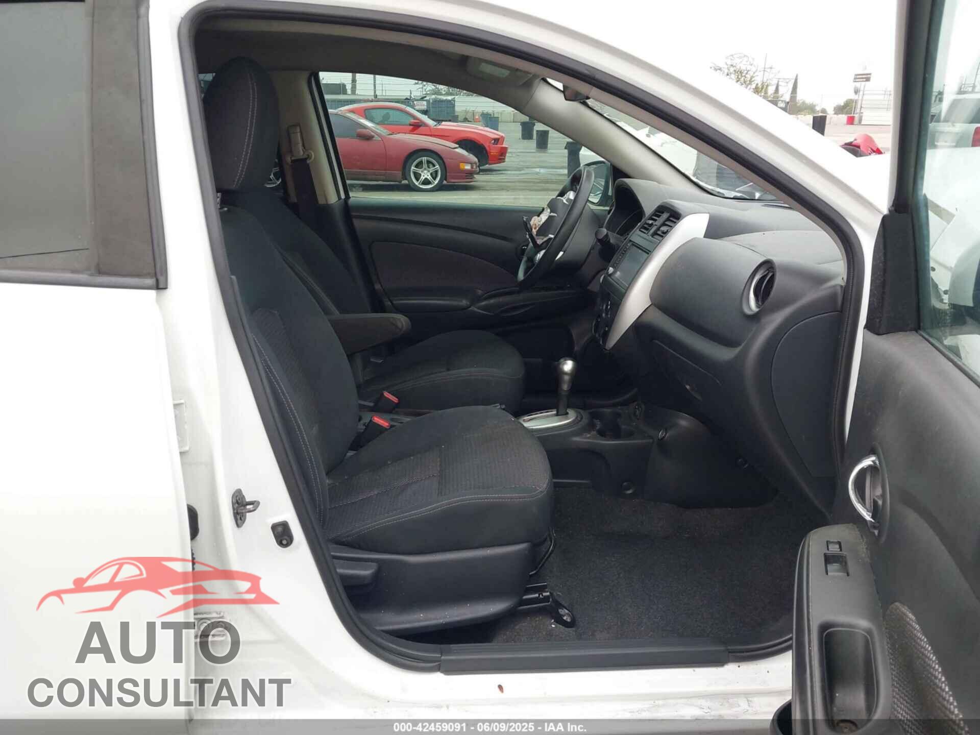 NISSAN VERSA 2019 - 3N1CN7AP3KL852807
