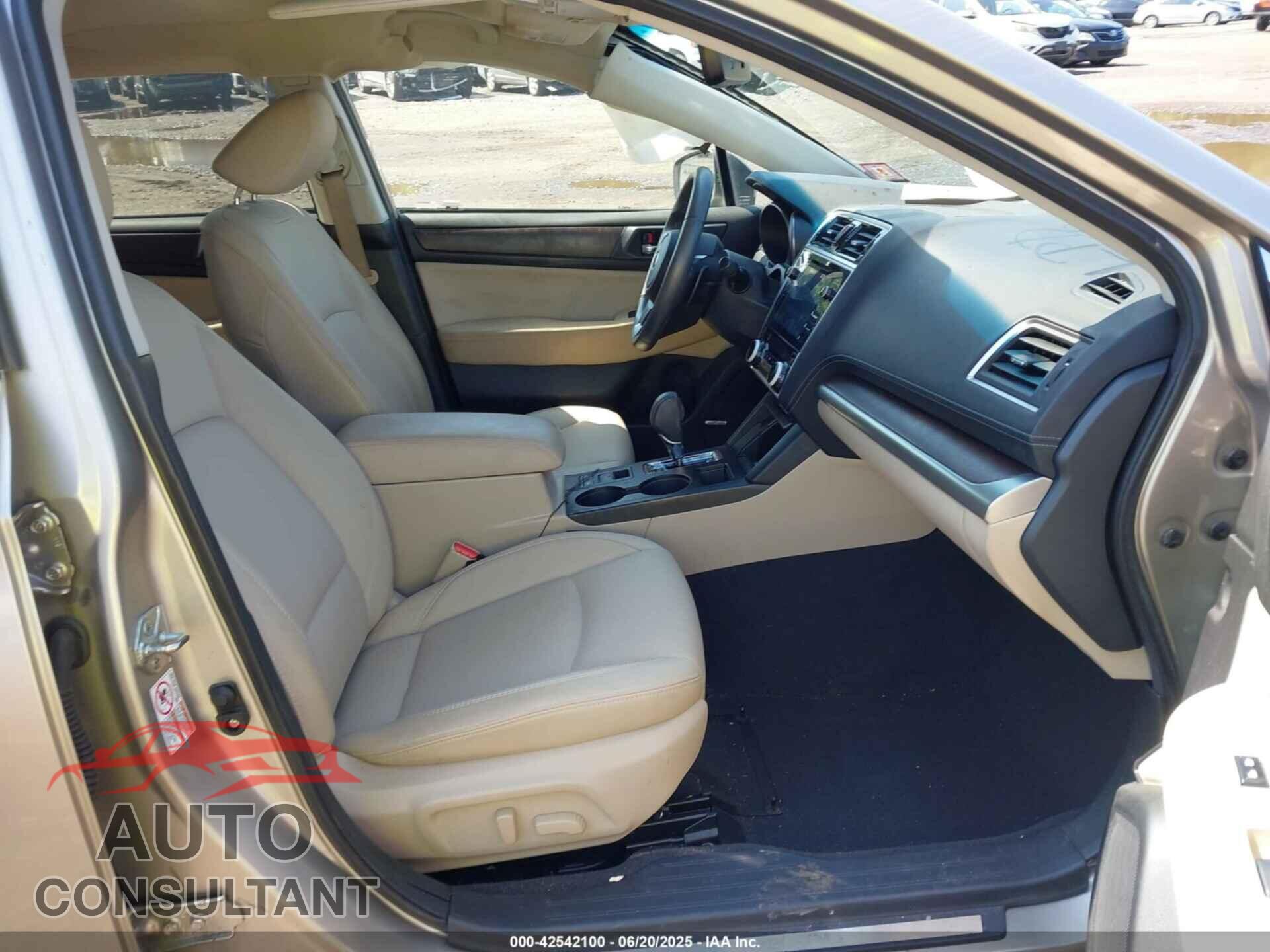 SUBARU OUTBACK 2019 - 4S4BSENC1K3293035