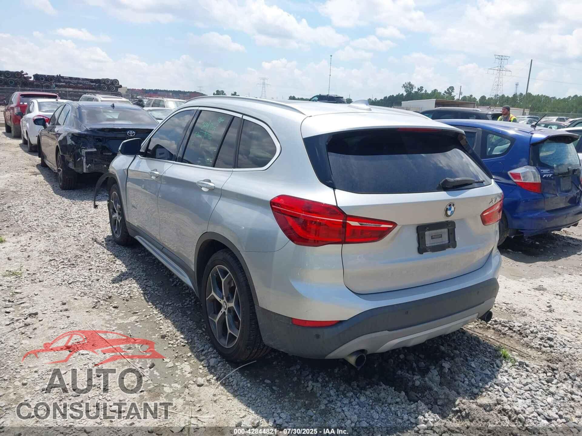 BMW X1 2017 - WBXHT3C37H5F69174