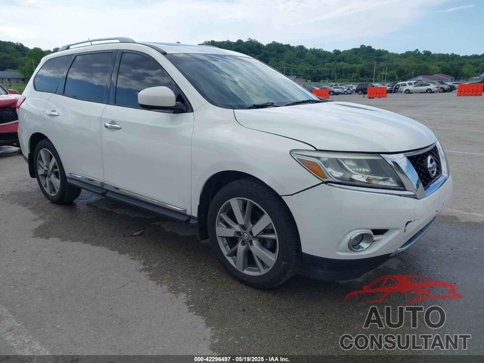 NISSAN PATHFINDER 2013 - 5N1AR2MN0DC667968