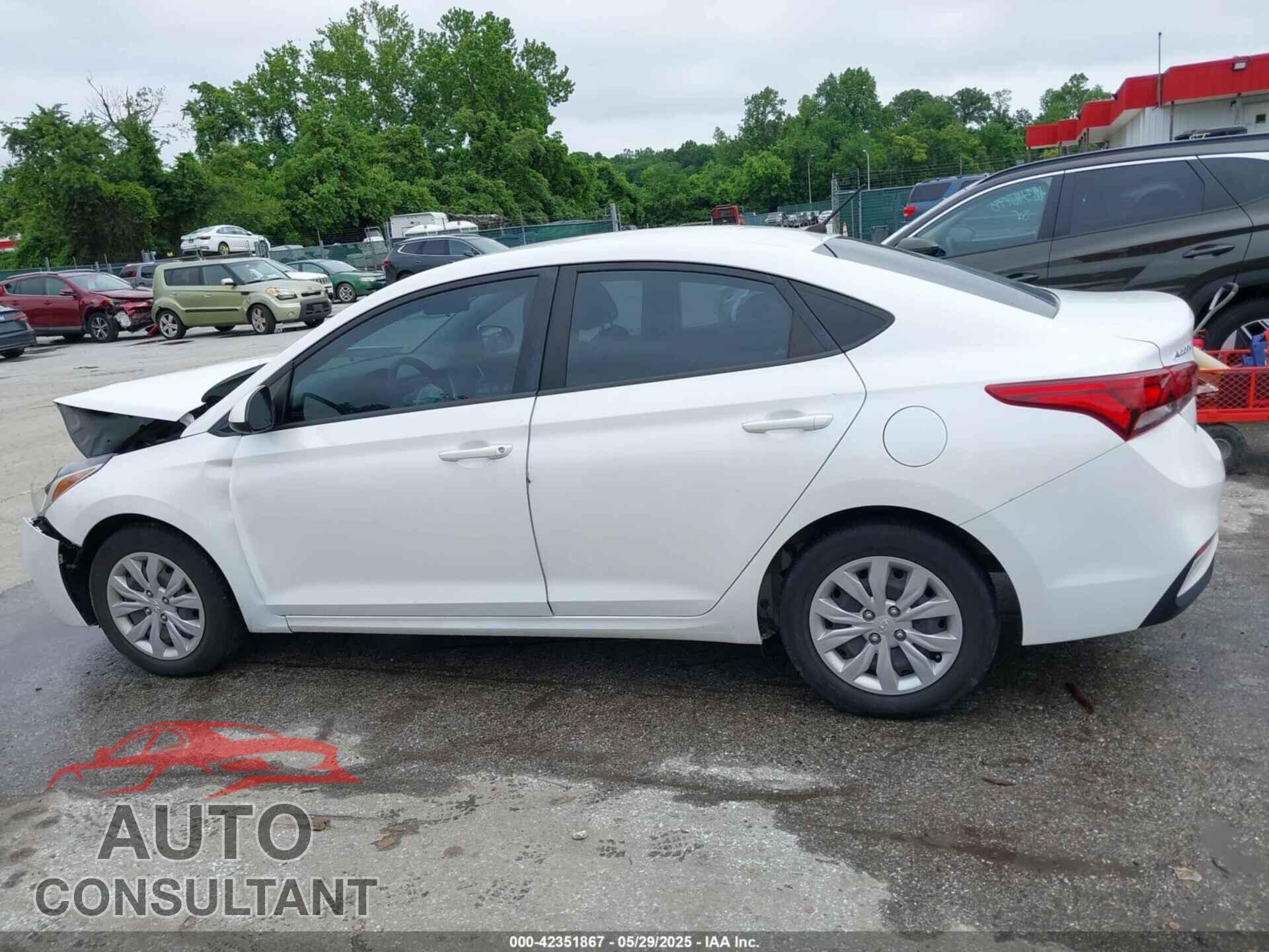 HYUNDAI ACCENT 2021 - 3KPC24A60ME144792
