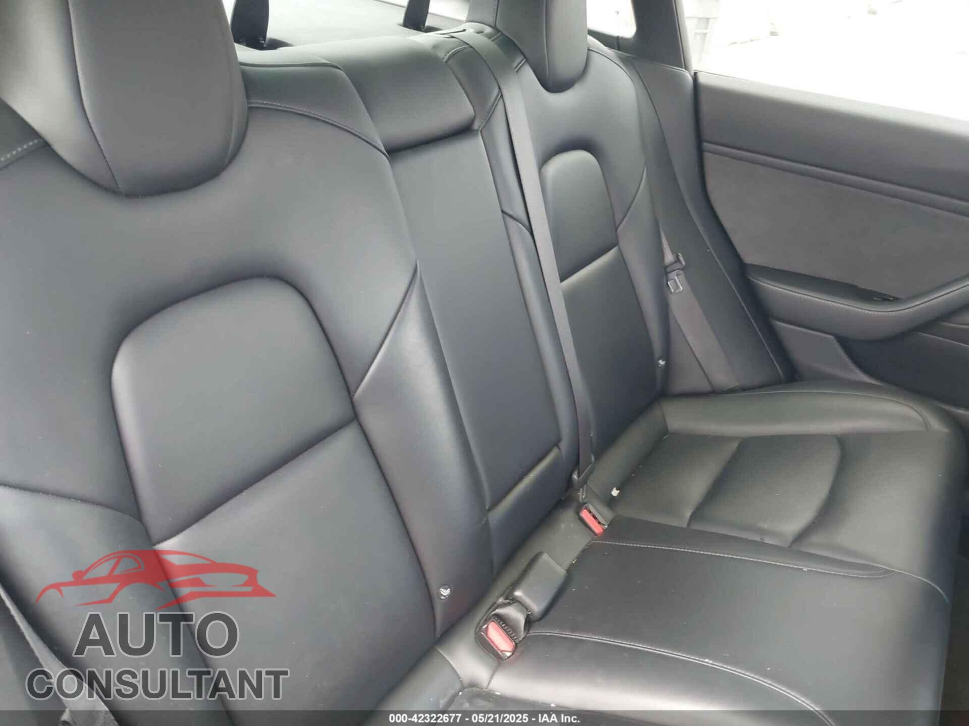 TESLA MODEL 3 2018 - 5YJ3E1EA8JF020733