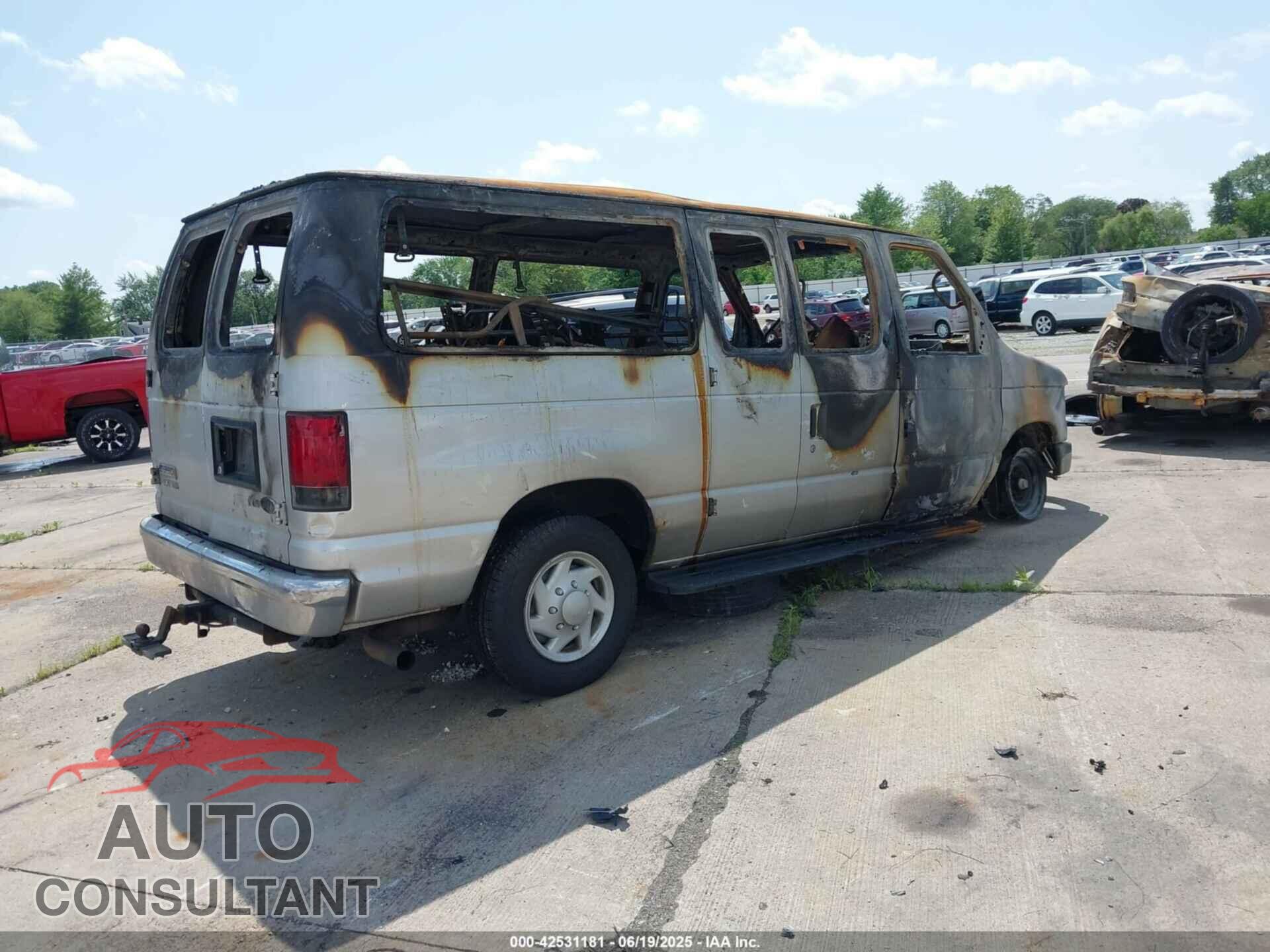 FORD E-350 SUPER DUTY 2012 - 1FBNE3BL3CDA29817