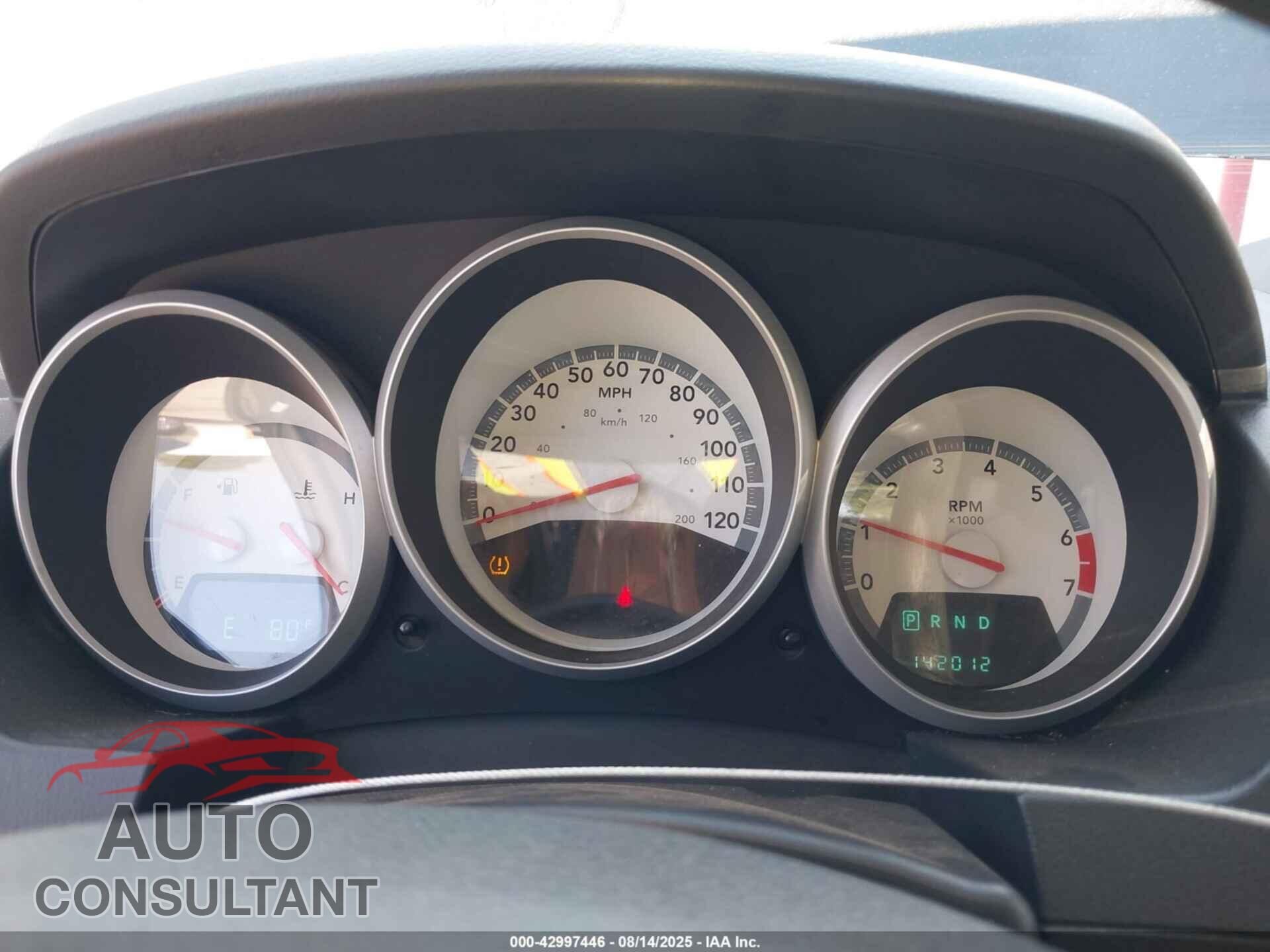 DODGE GRAND CARAVAN 2010 - 2D4RN4DE1AR339799