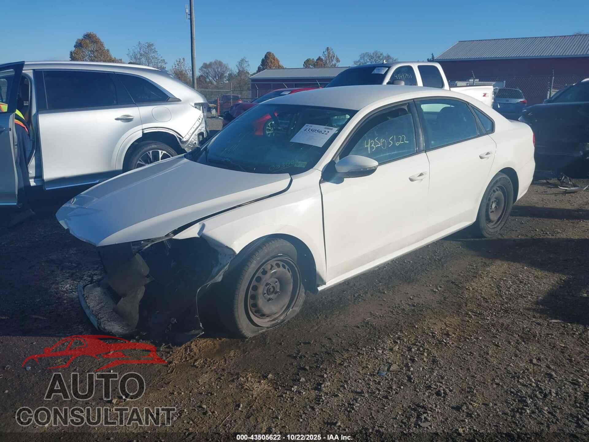VOLKSWAGEN PASSAT 2012 - 1VWAP7A3XCC083003