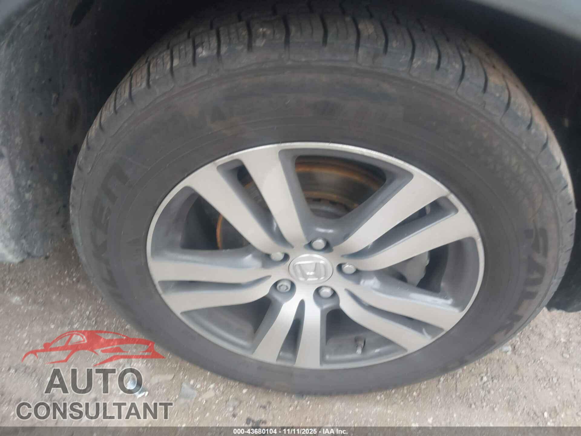 HONDA PILOT 2017 - 5FNYF6H55HB062267
