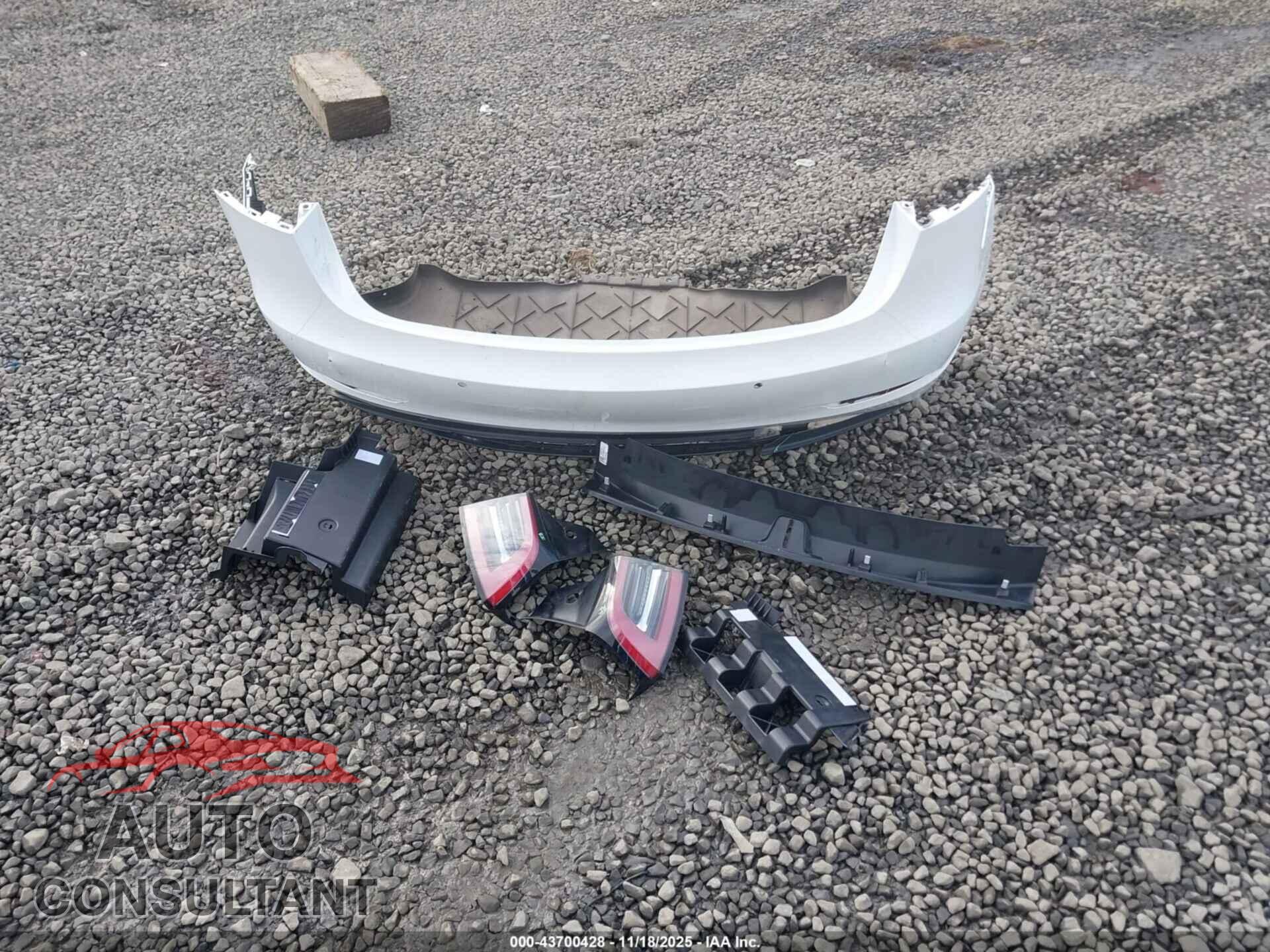 TESLA MODEL 3 2020 - 5YJ3E1EA3LF706777