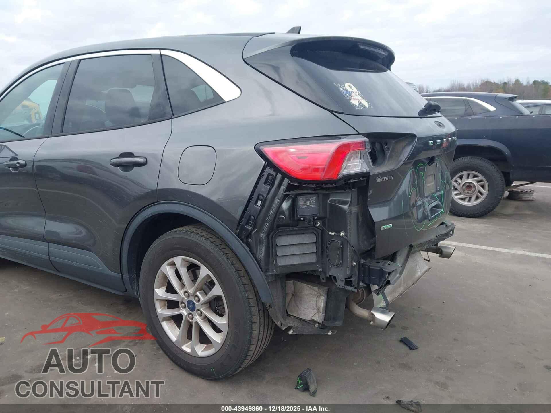 FORD ESCAPE 2020 - 1FMCU0G66LUA59395