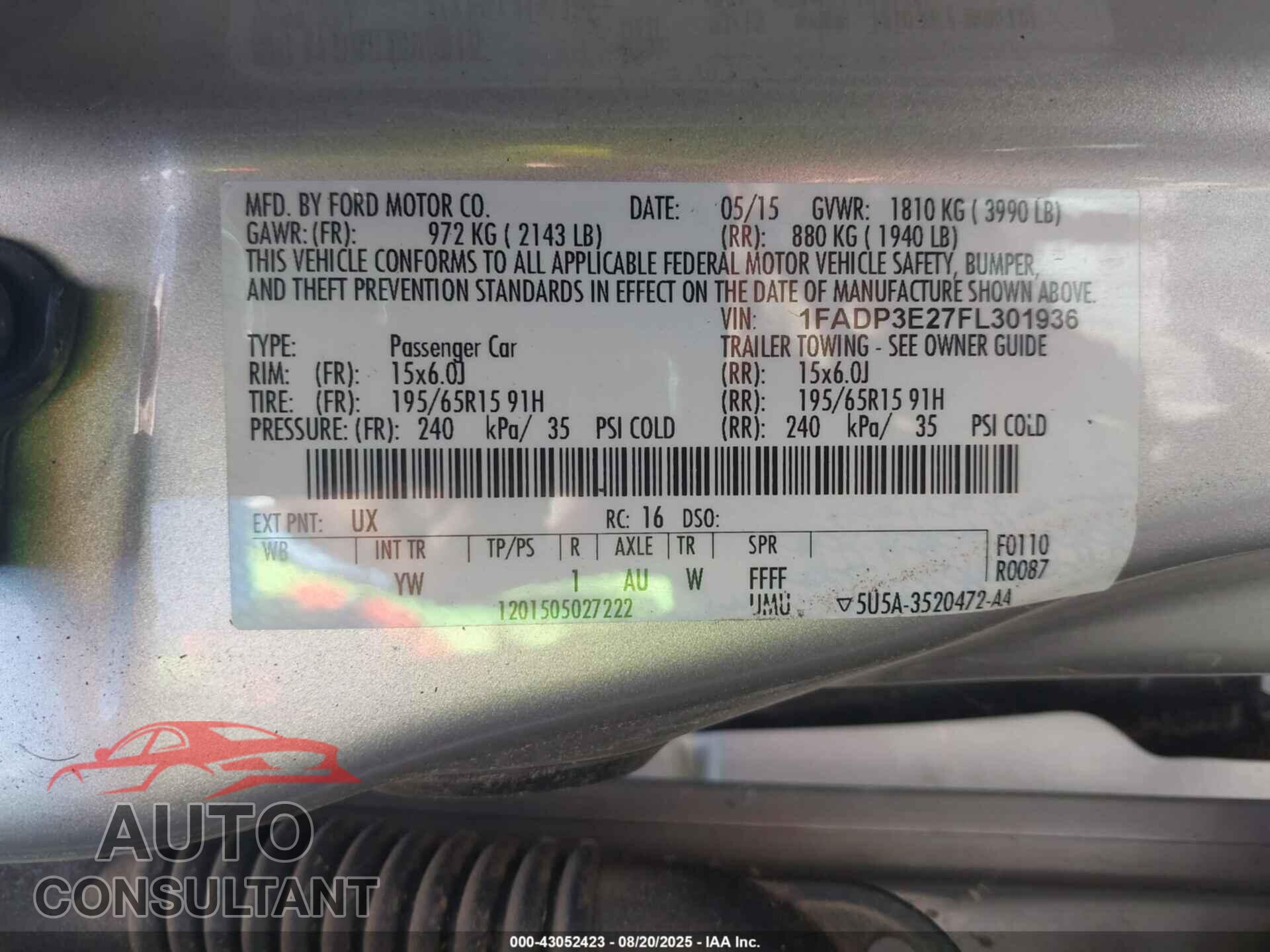 FORD FOCUS 2015 - 1FADP3E27FL301936