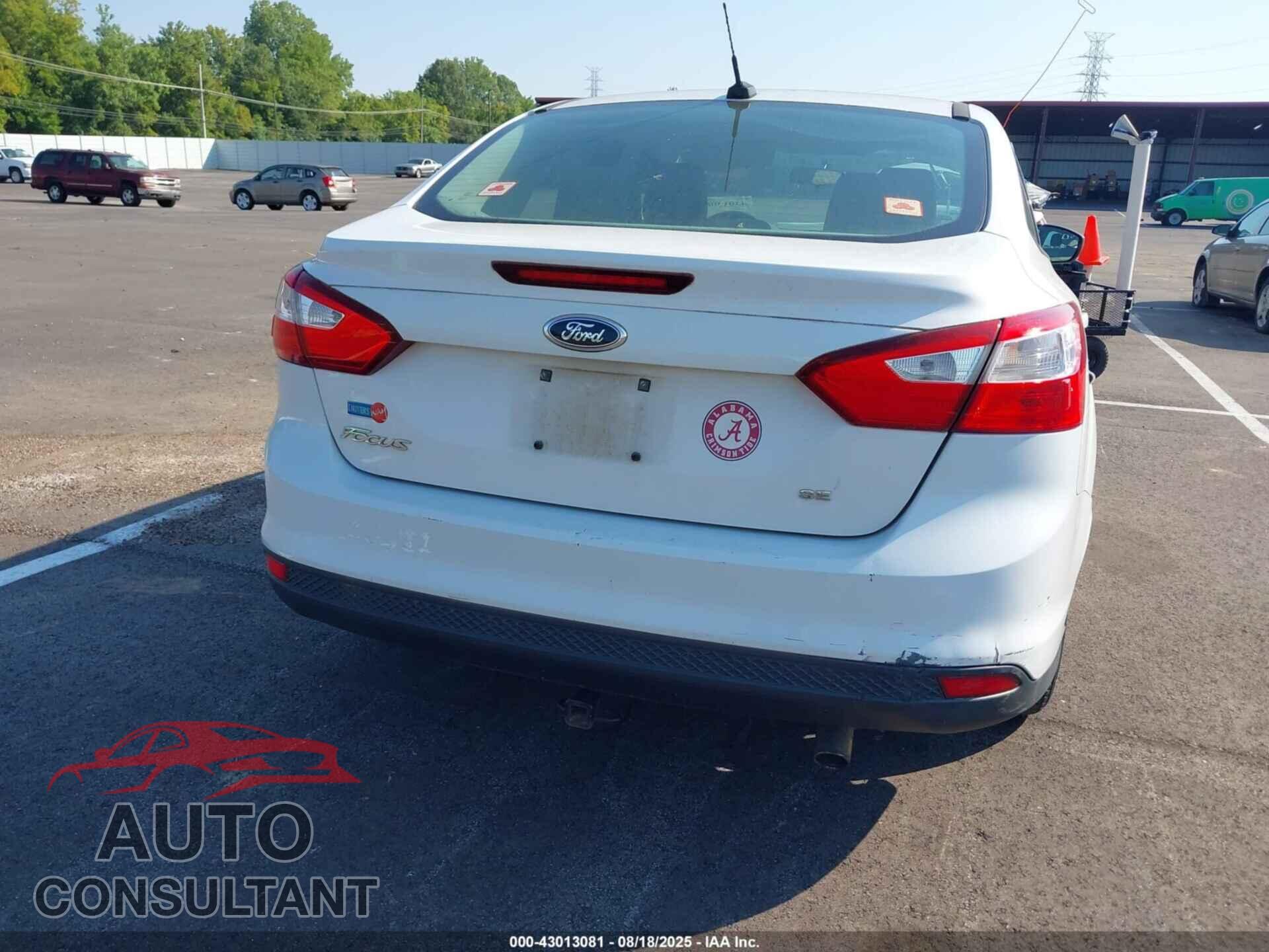 FORD FOCUS 2012 - 1FAHP3F23CL307681