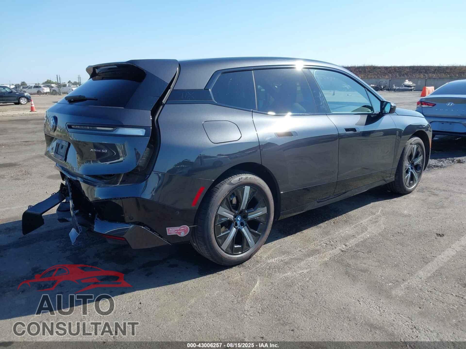 BMW IX 2024 - WB523CF01RCR13477