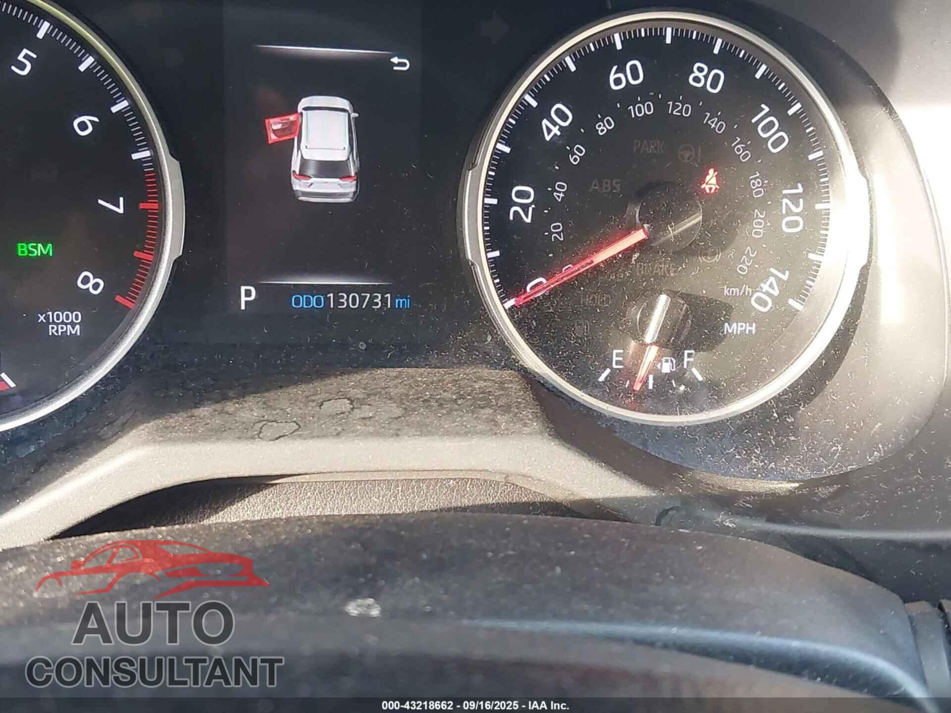 TOYOTA RAV4 2019 - JTMP1RFV1KD024256