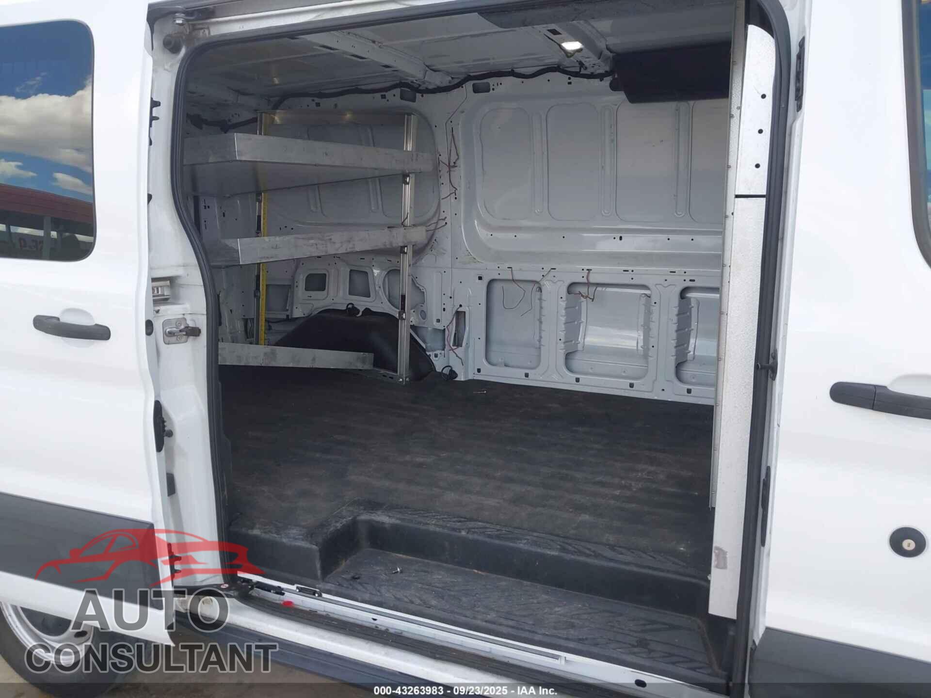 FORD TRANSIT-150 2019 - 1FTYE1YM2KKA16452