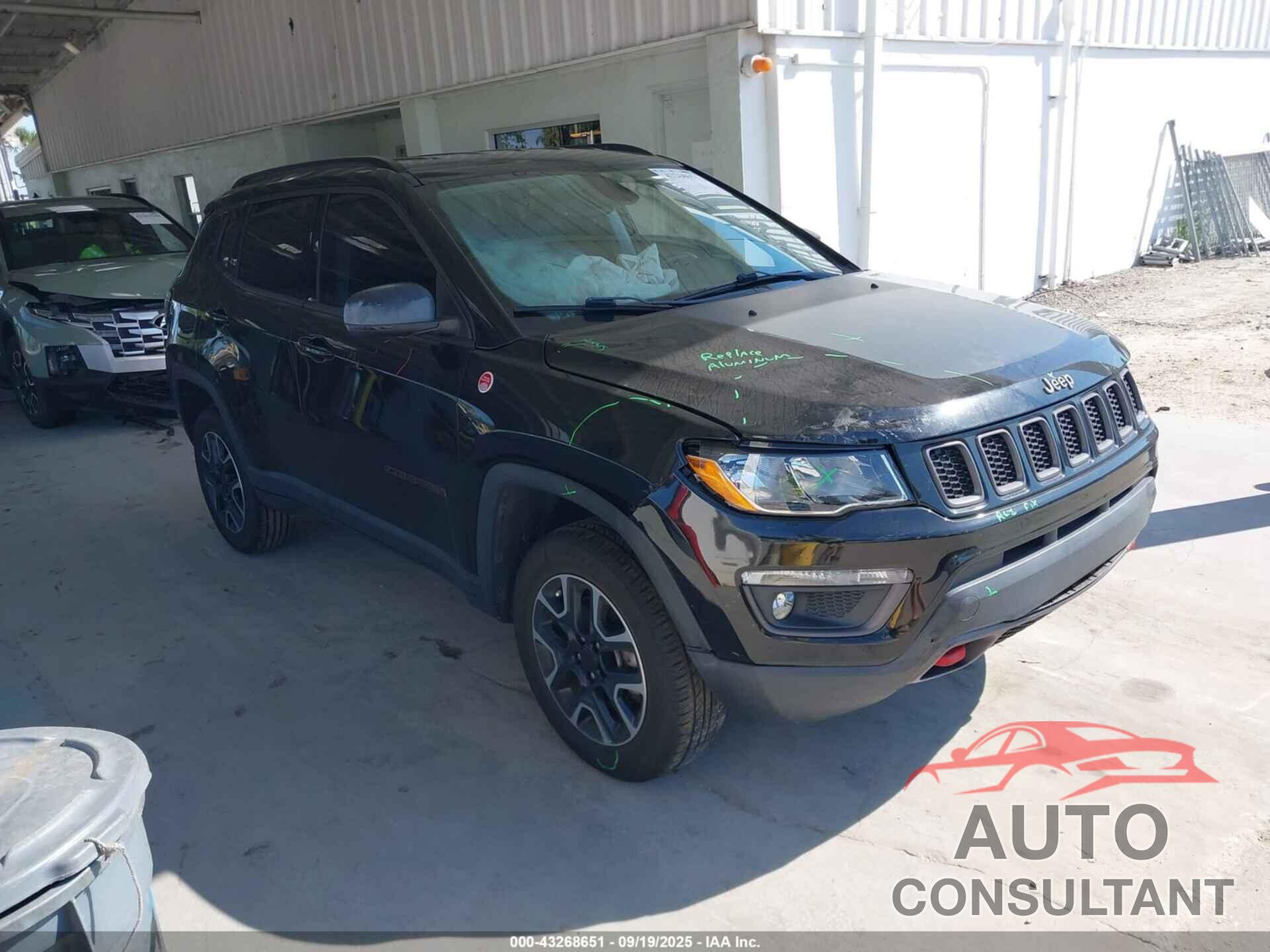 JEEP COMPASS 2019 - 3C4NJDDB0KT595699