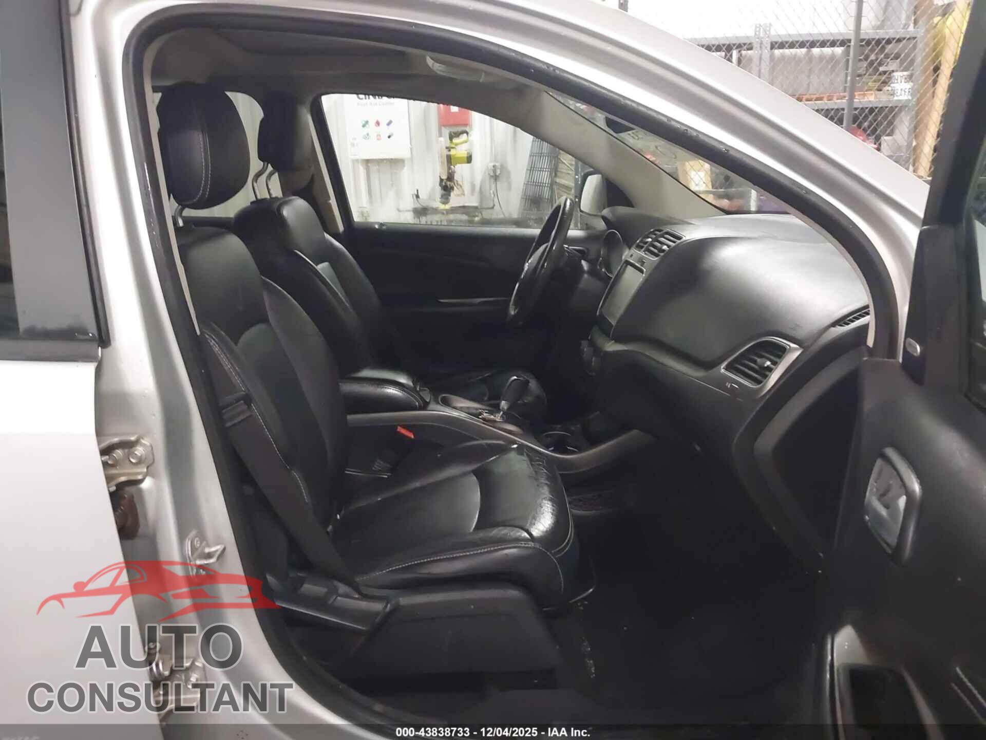 DODGE JOURNEY 2014 - 3C4PDDGG3ET278608