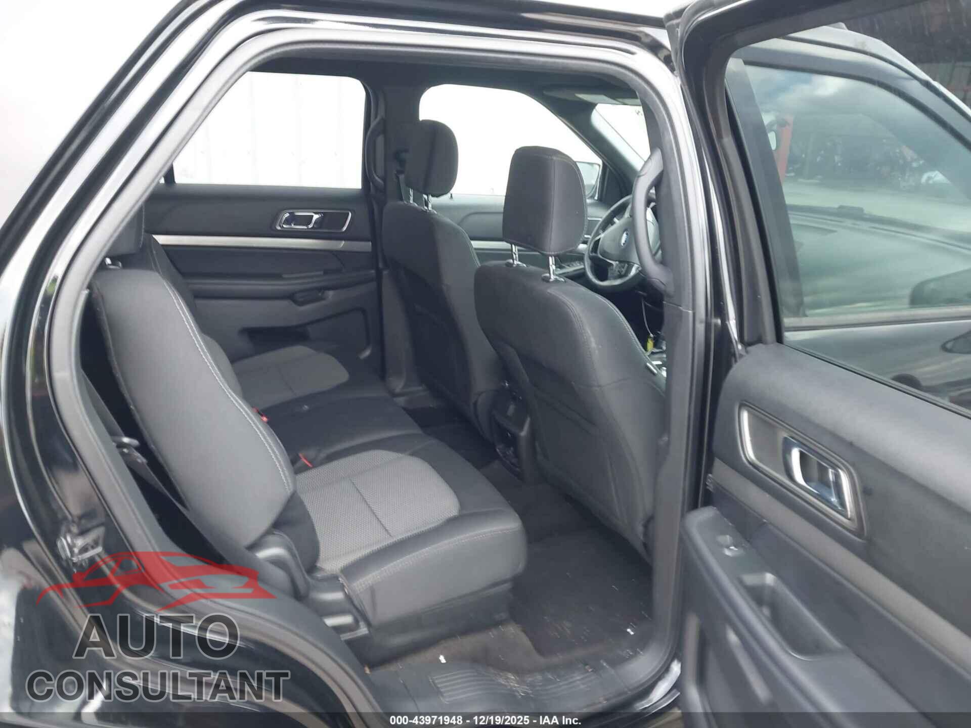 FORD EXPLORER 2018 - 1FM5K7D85JGB76748