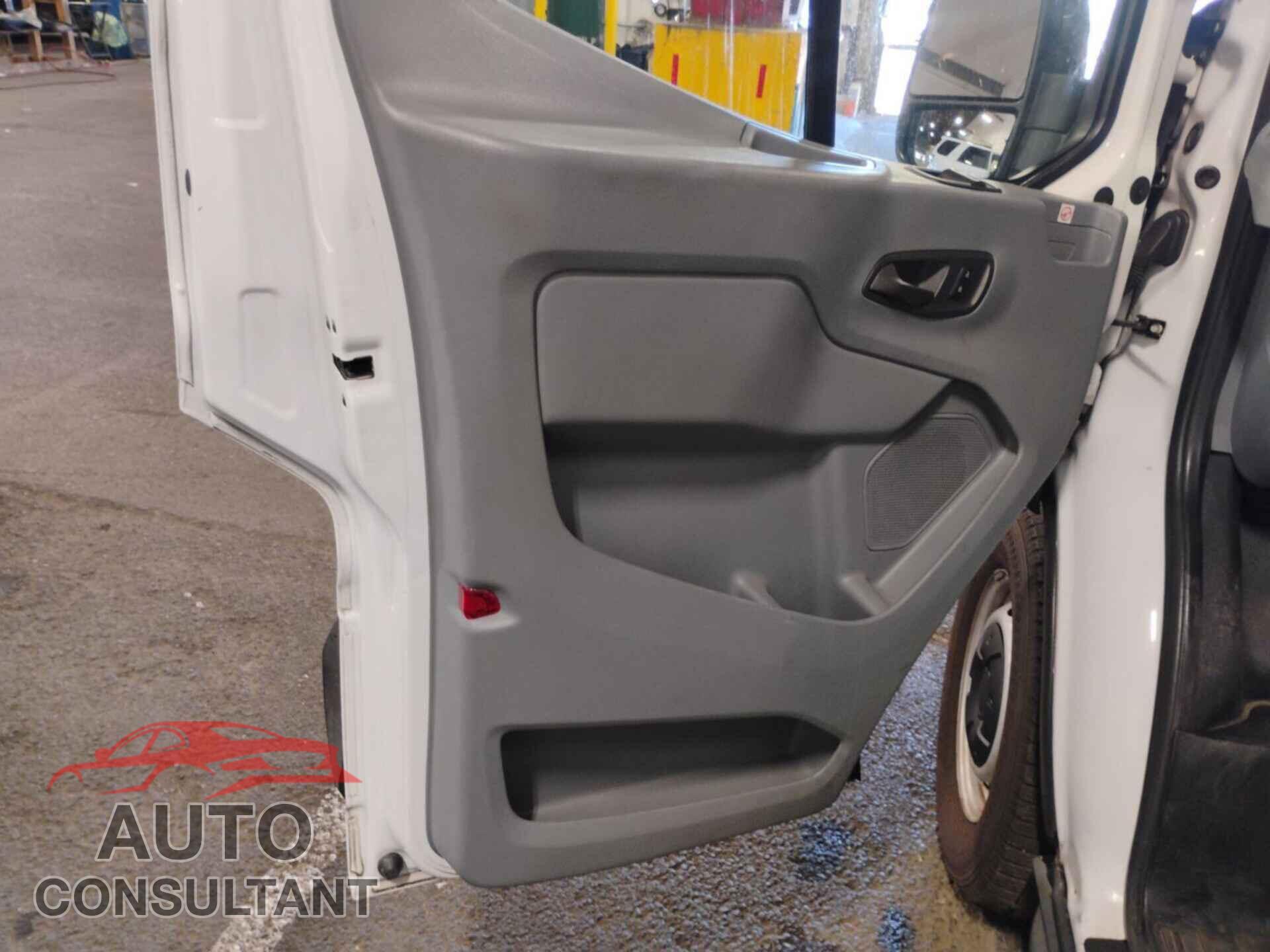 FORD TRANSIT-250 2019 - 1FTYR2CM4KKA28927