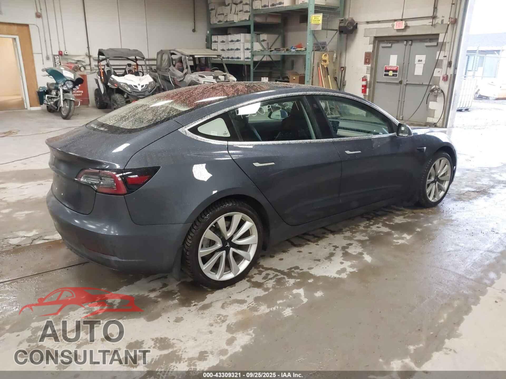 TESLA MODEL 3 2018 - 5YJ3E1EA3JF035592