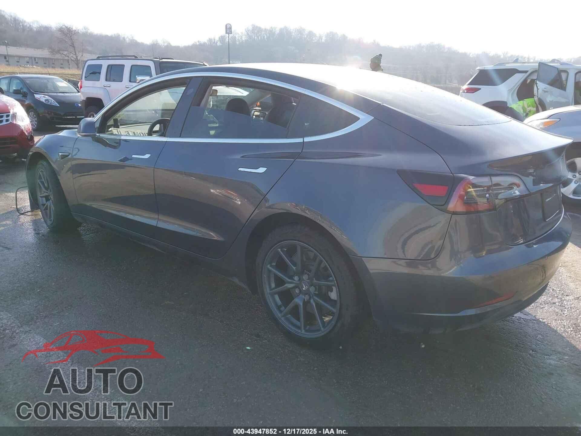 TESLA MODEL 3 2020 - 5YJ3E1EB2LF774853