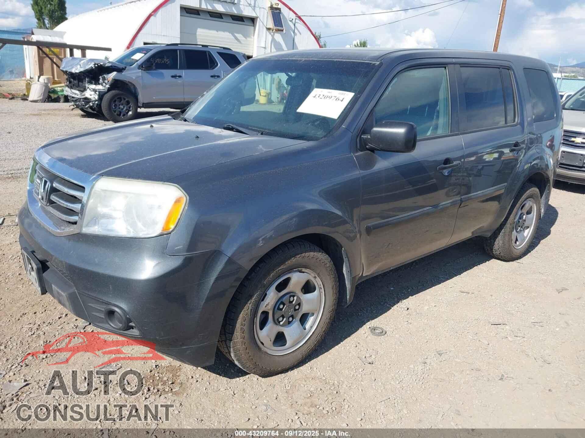 HONDA PILOT 2013 - 5FNYF4H22DB020935