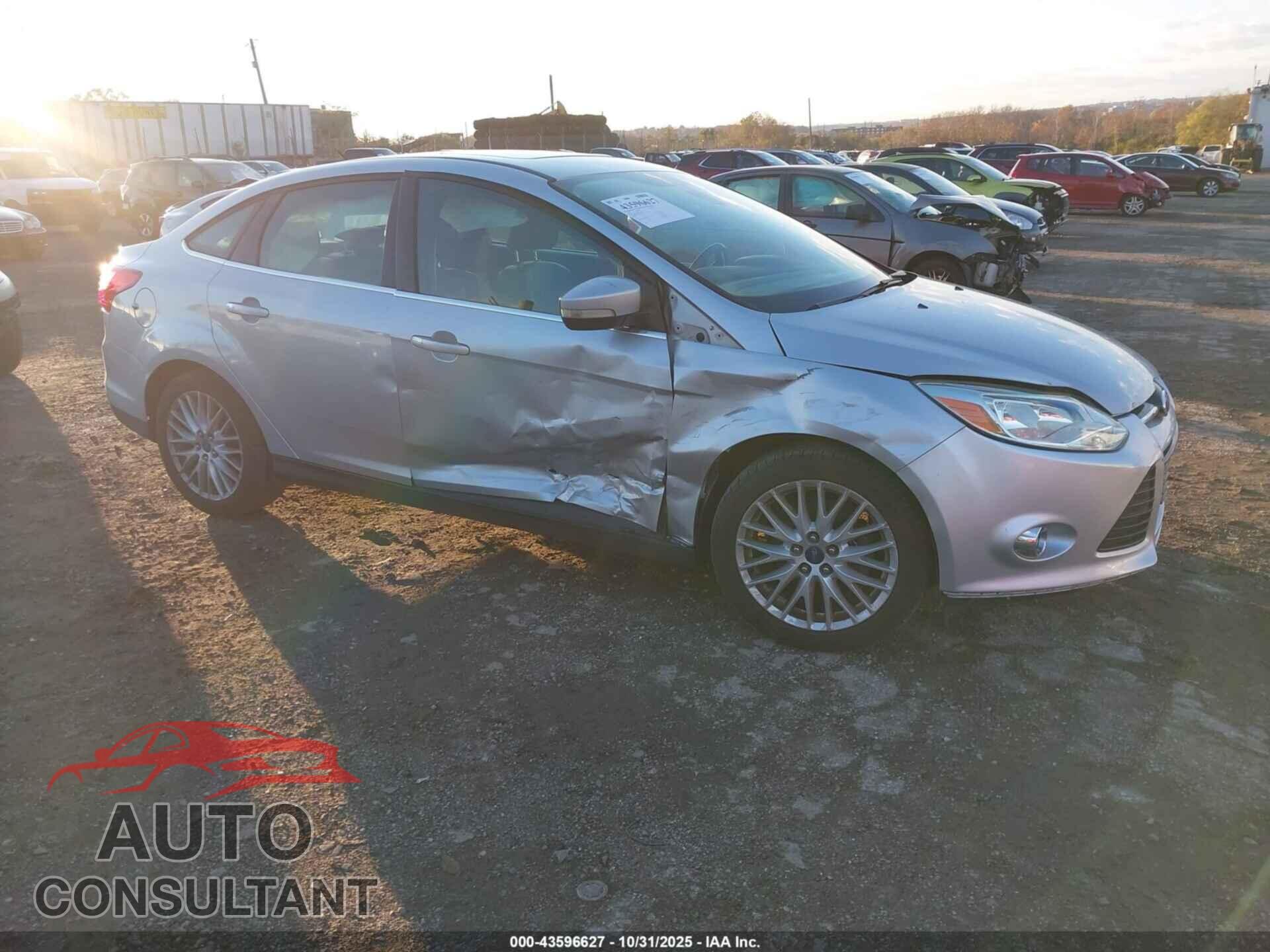 FORD FOCUS 2012 - 1FAHP3H27CL307549