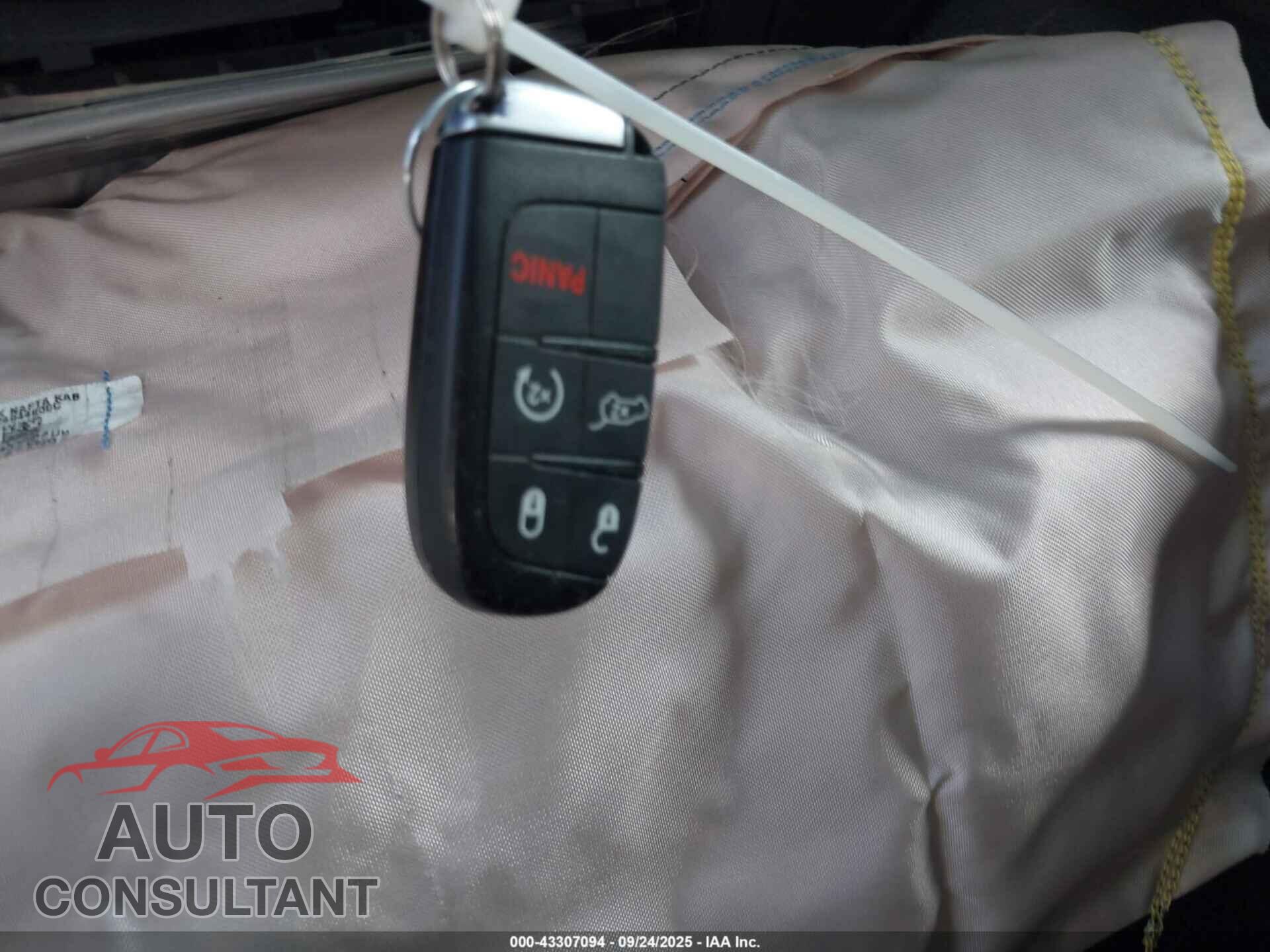 DODGE DURANGO 2015 - 1C4SDJCT9FC688533