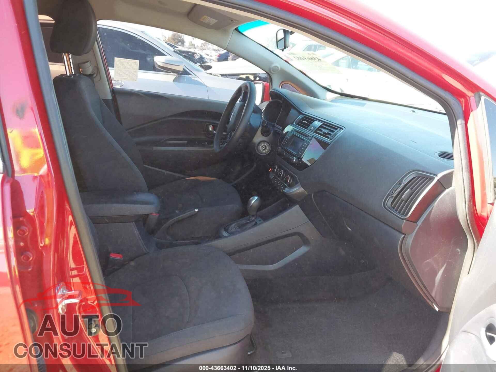 KIA RIO 2017 - KNADN5A35H6036264