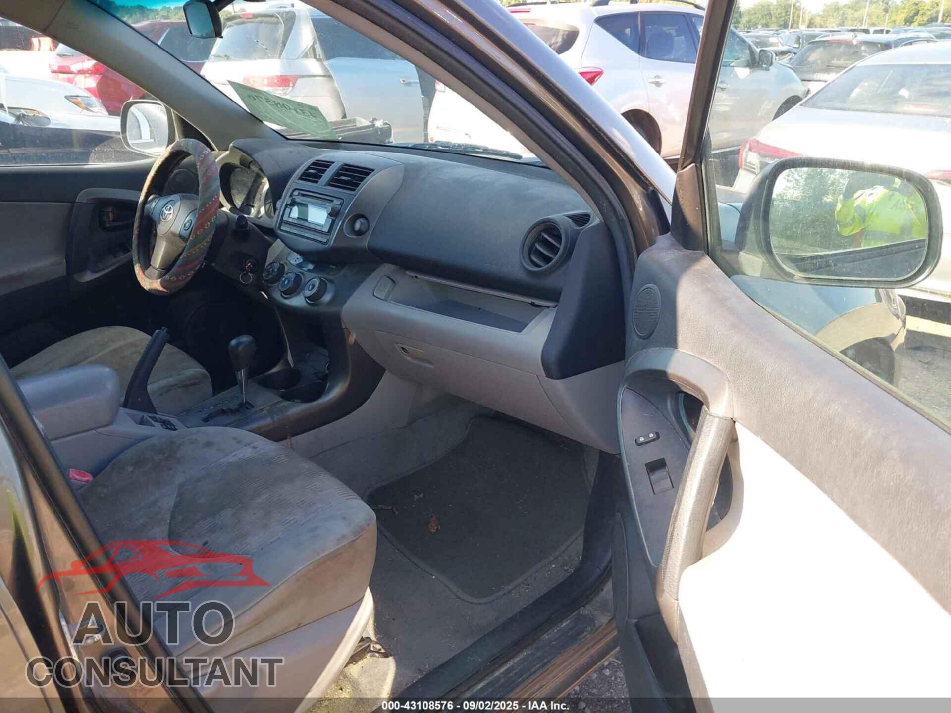 TOYOTA RAV4 2012 - 2T3BF4DV4CW210413